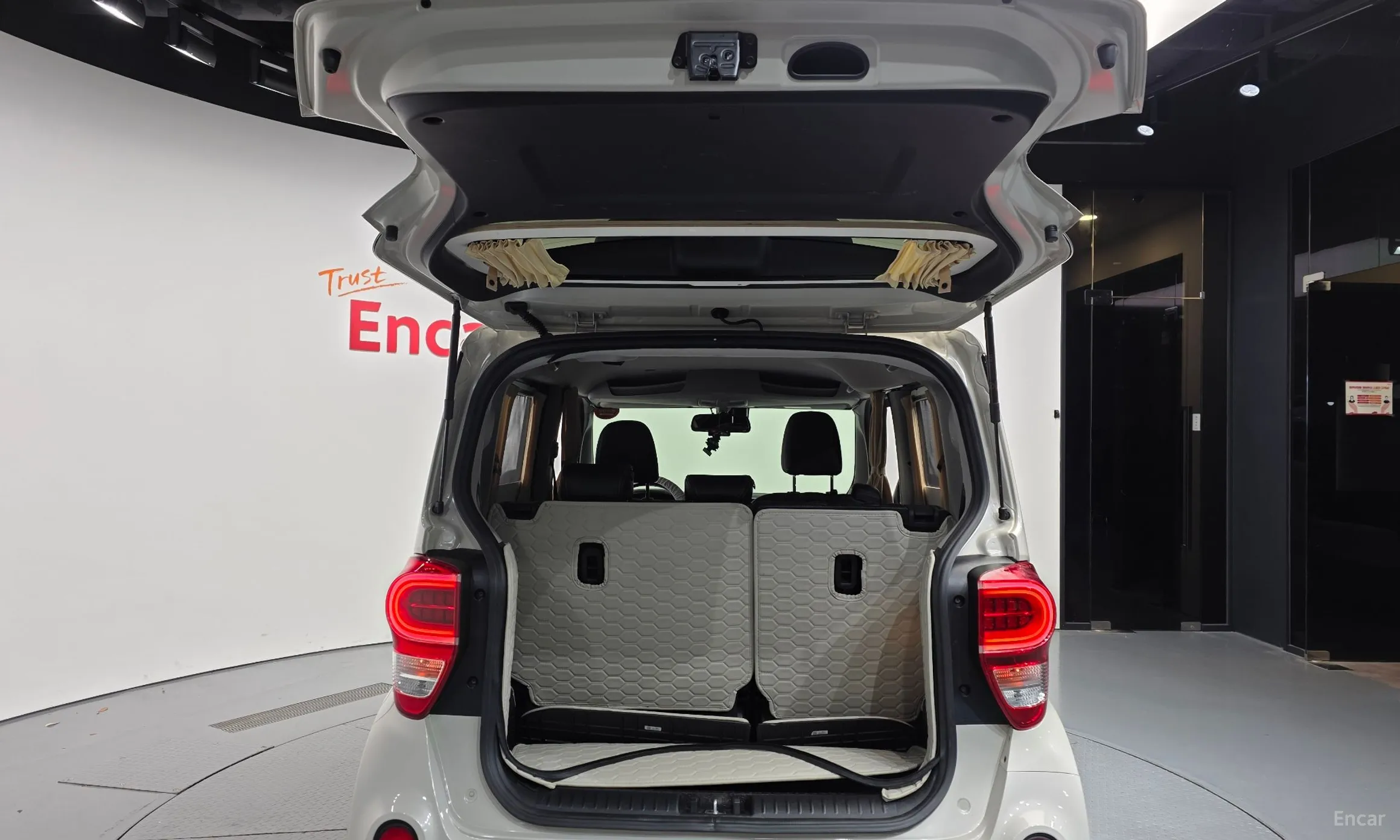Kia Ray превью 20