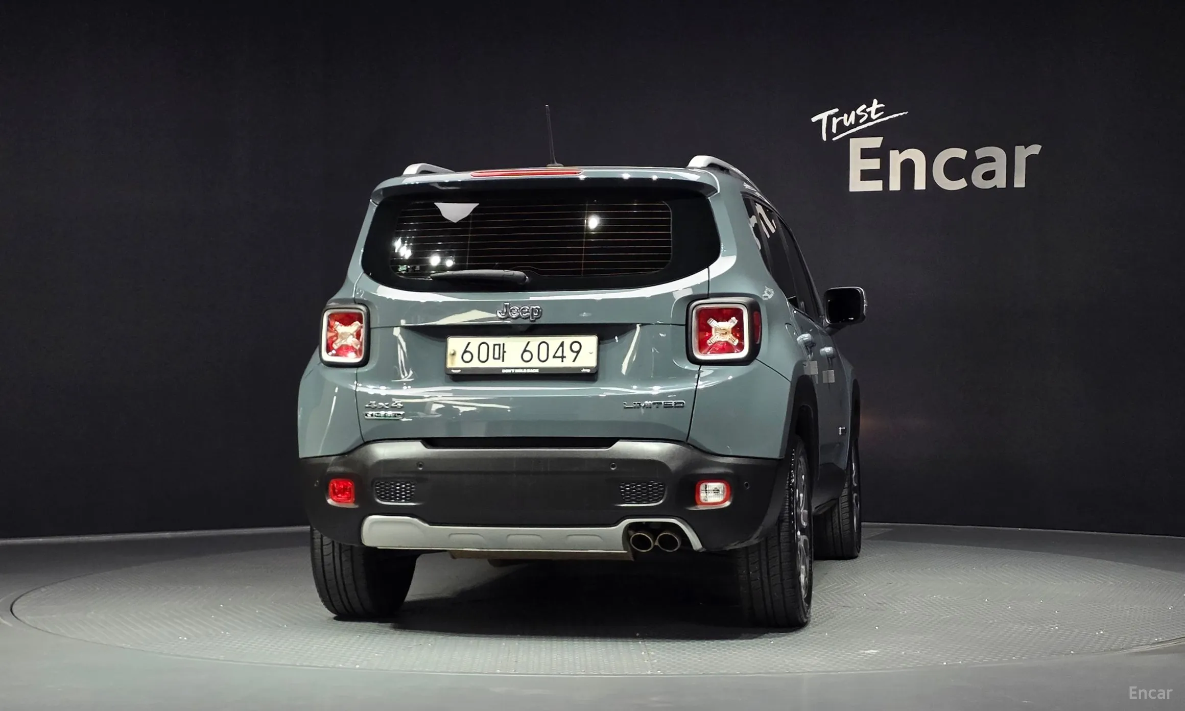Jeep Renegade превью 4