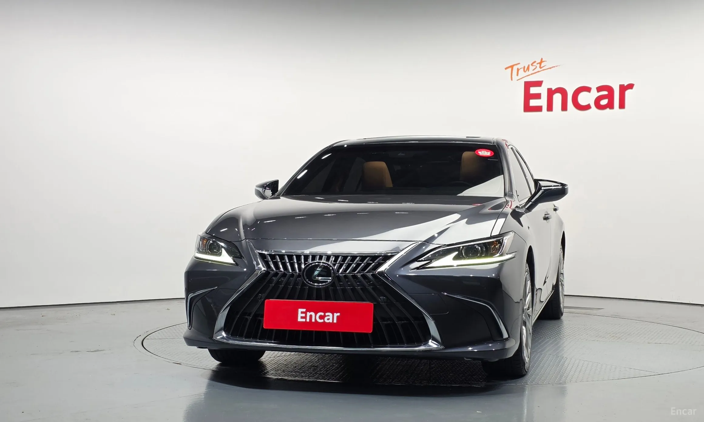 Lexus ES300h 7th Generation превью 3