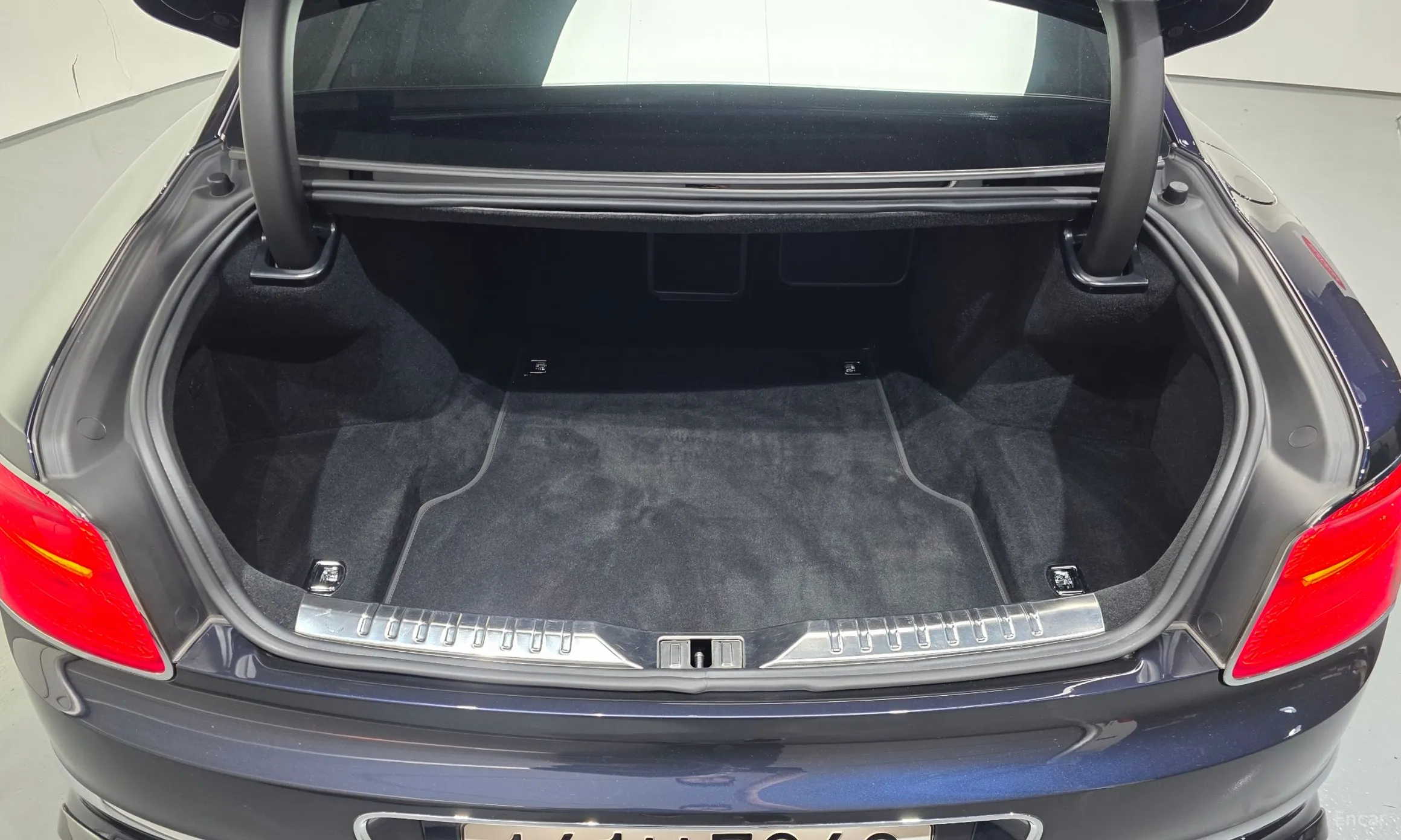 Bentley Flying Spur 3rd Generation превью 20