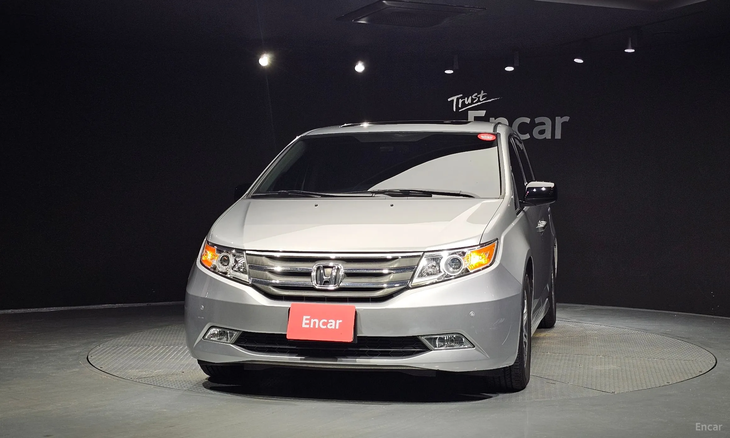 Honda Odyssey превью 3
