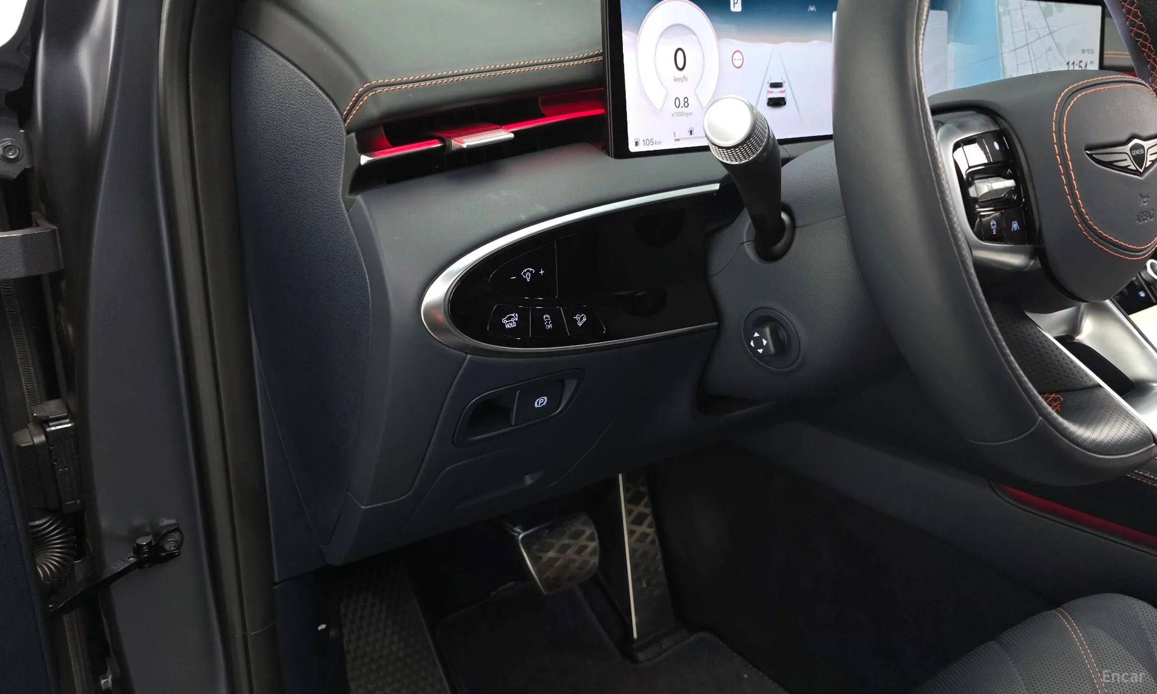 Genesis GV70 превью 13