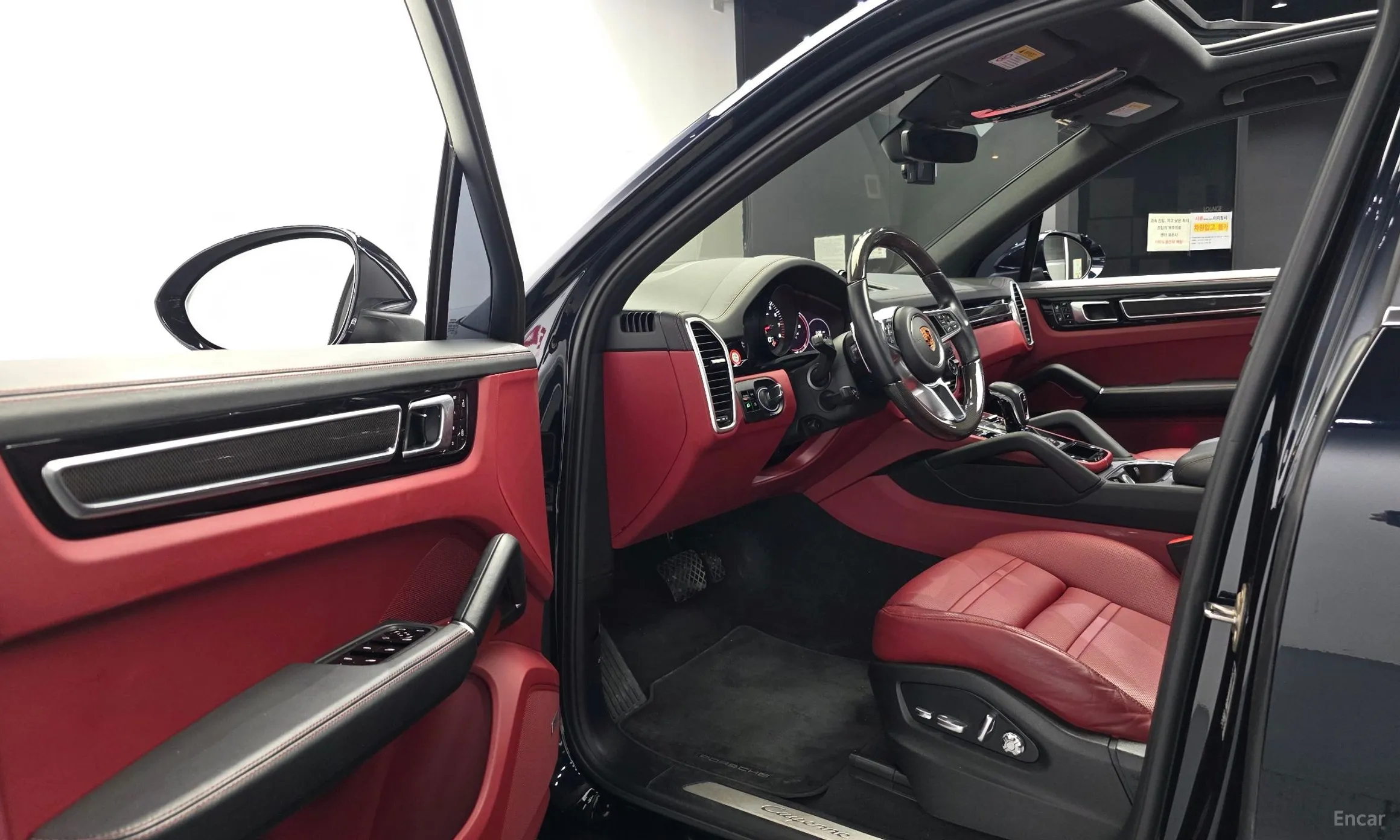Porsche Cayenne (PO536) превью 10