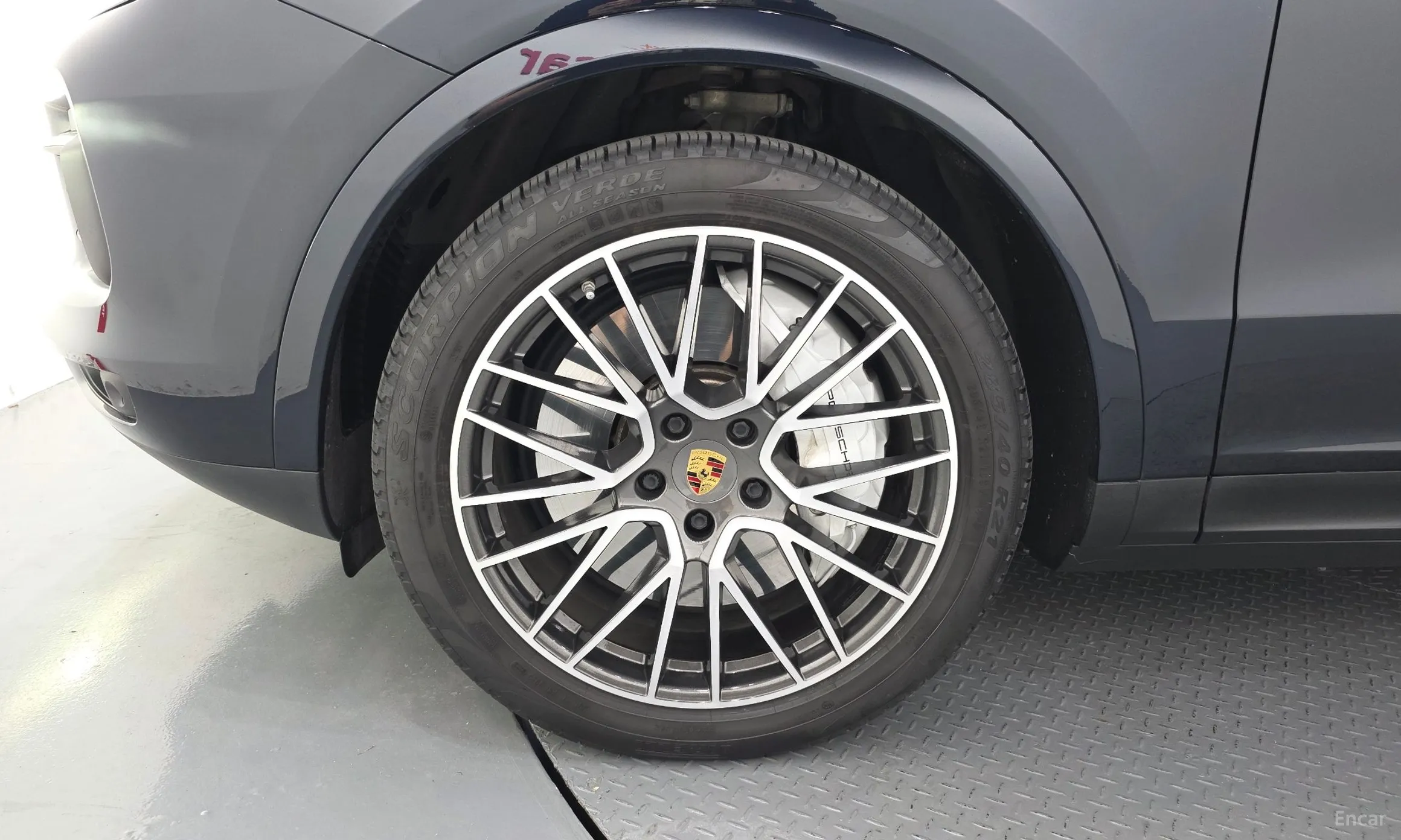 Porsche Cayenne (PO536) превью 5