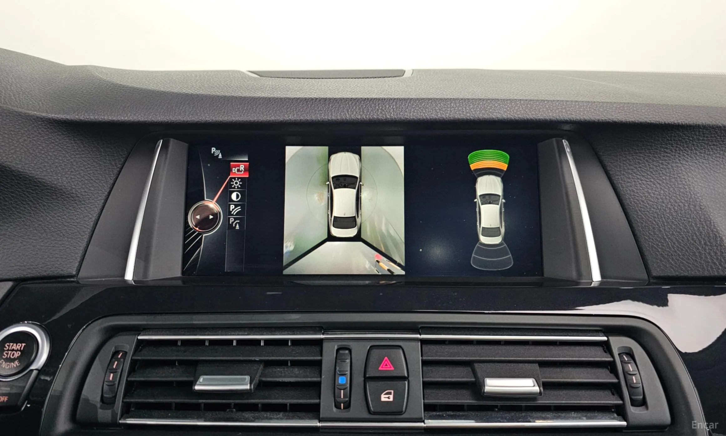 BMW 5 Series (F10) превью 16