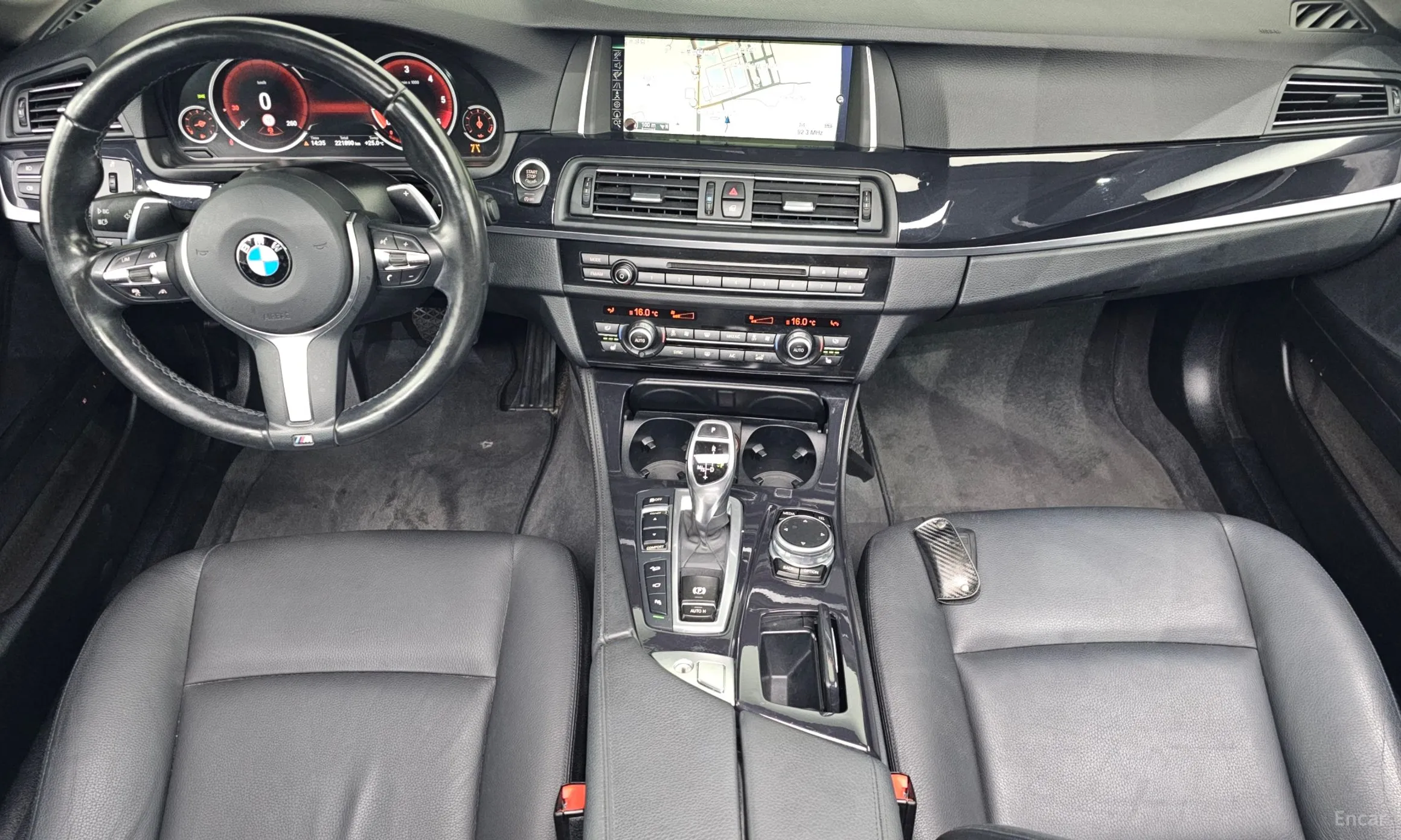 BMW 5 Series (F10) превью 7