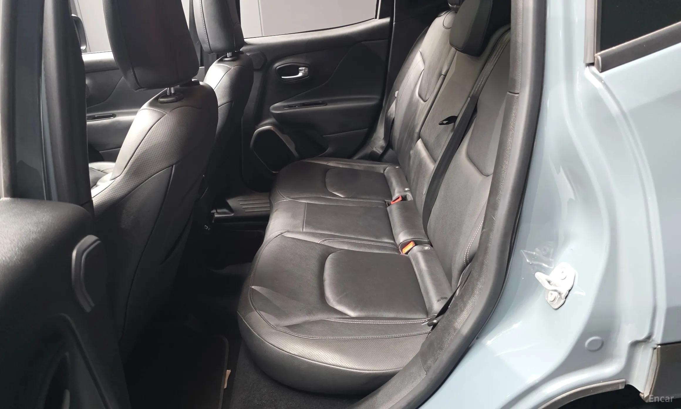 Jeep Renegade превью 11
