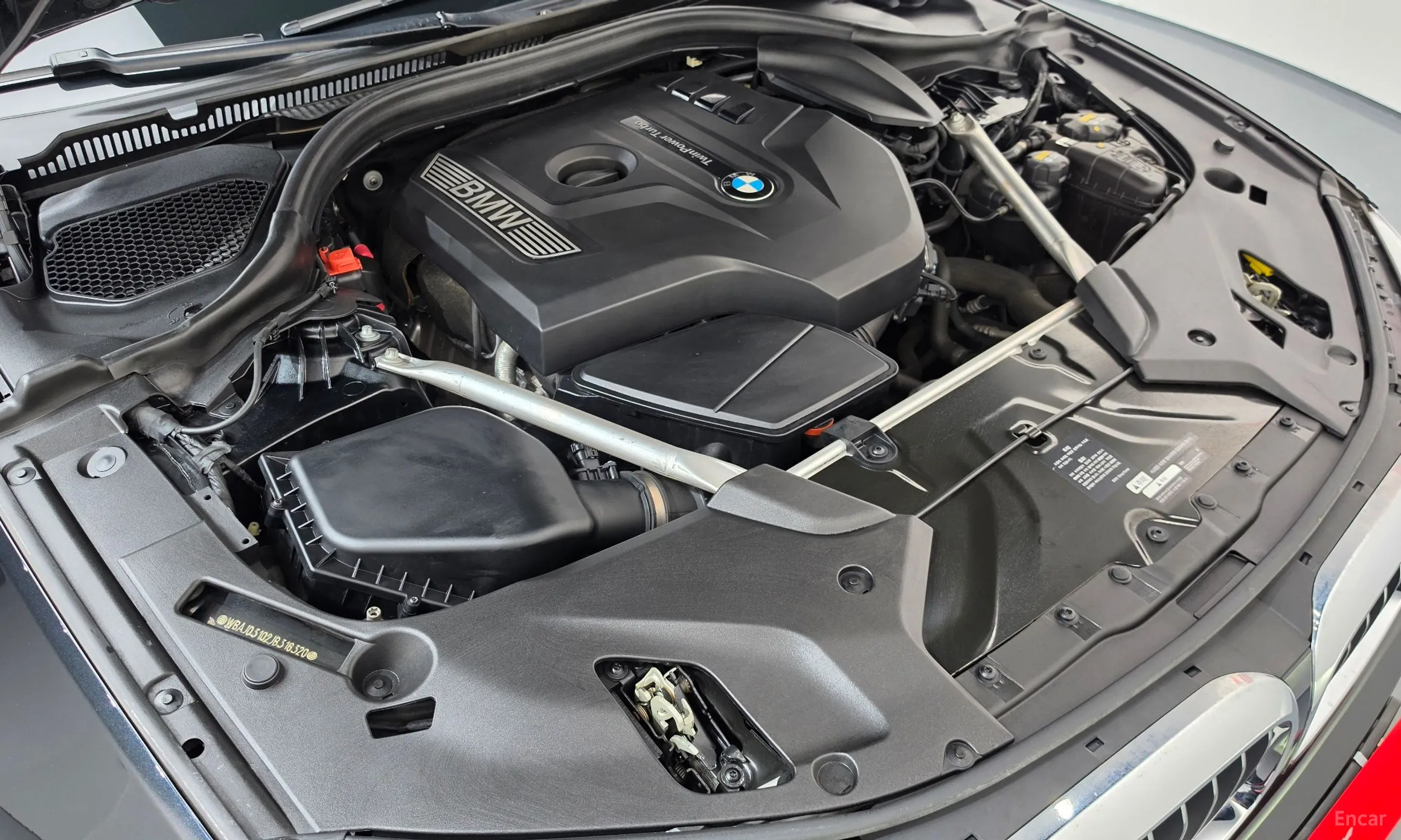 BMW 5 Series (G30) превью 6