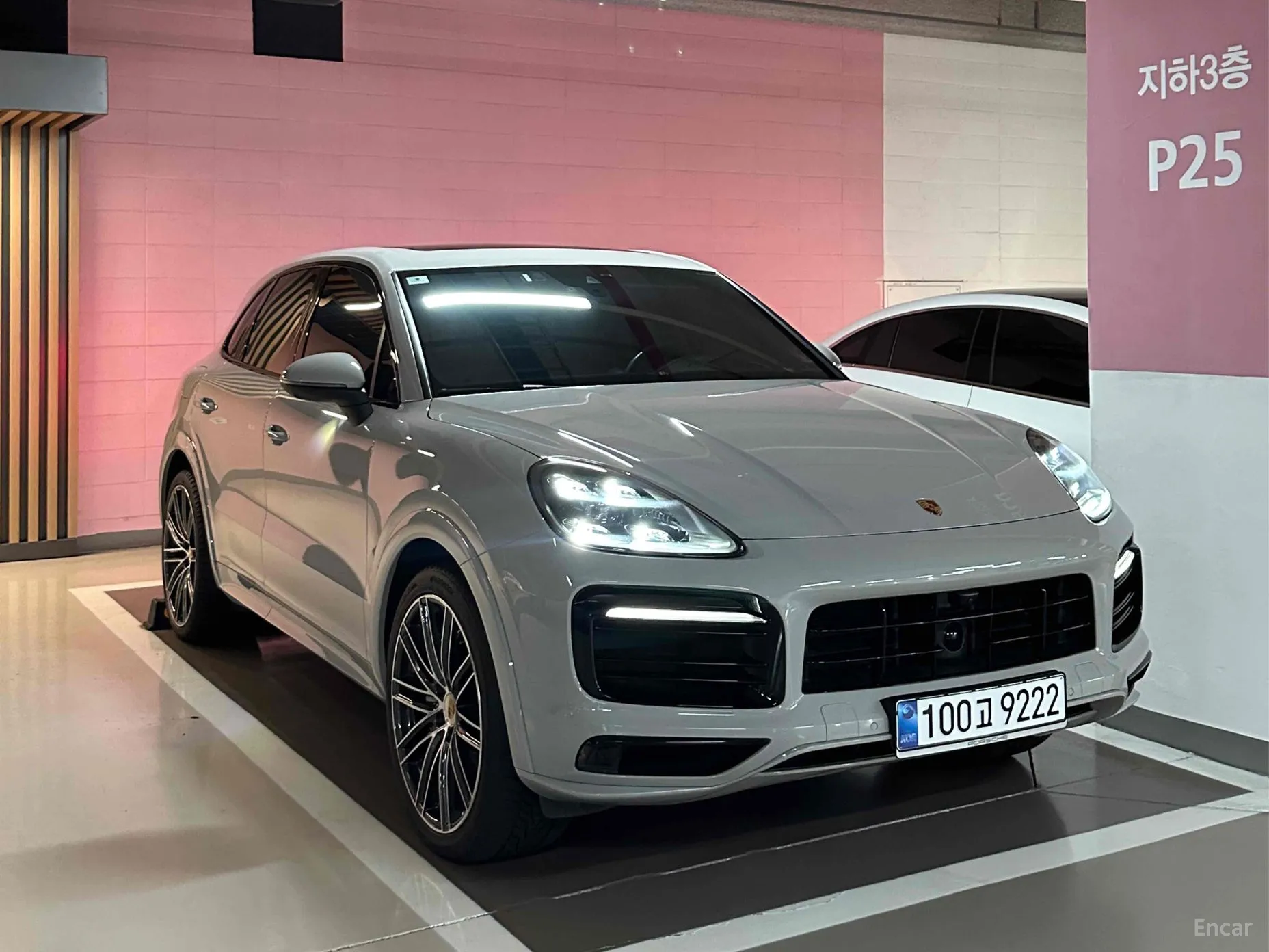 Porsche Cayenne (PO536)