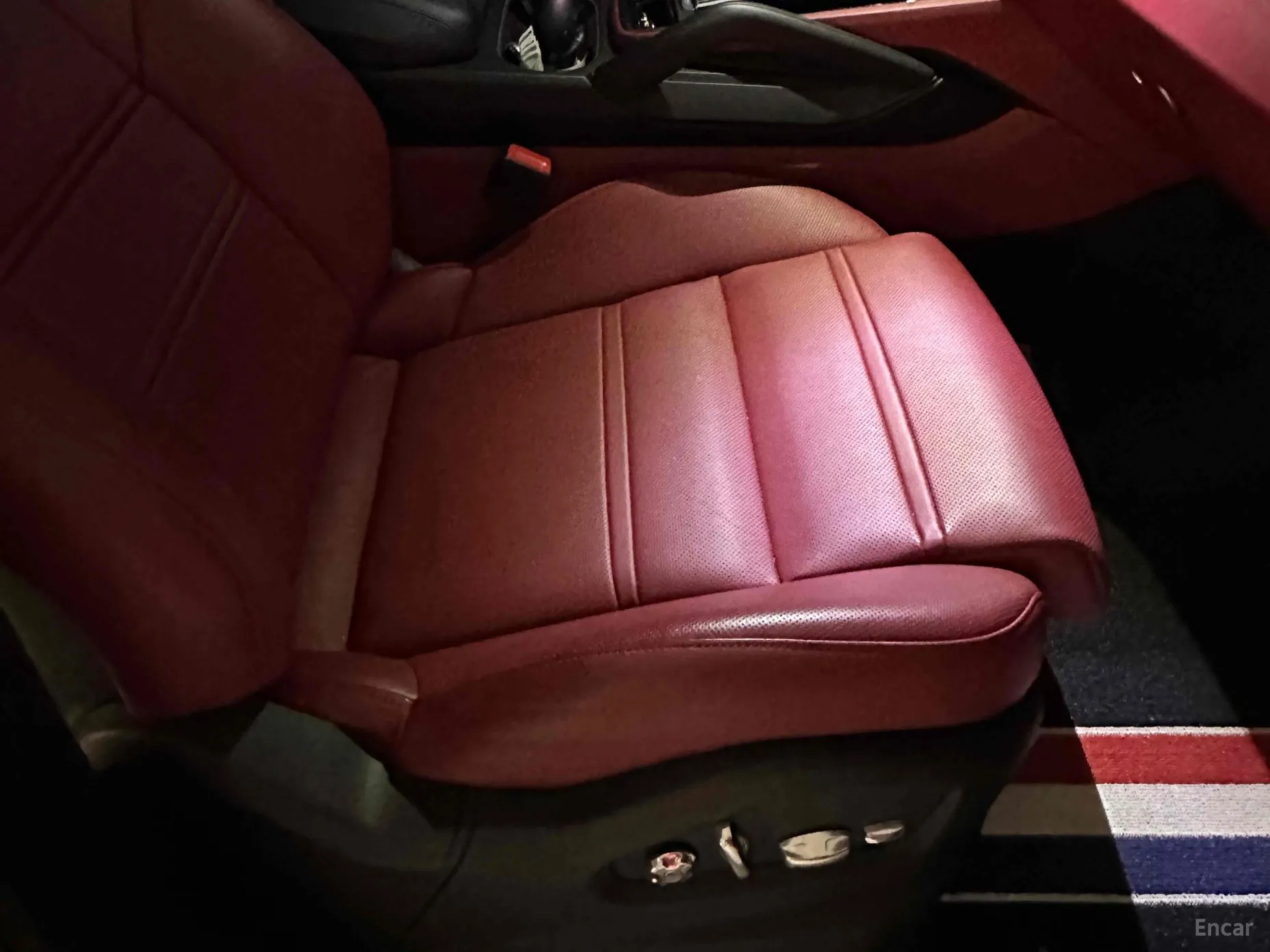 Porsche Cayenne (PO536) превью 16