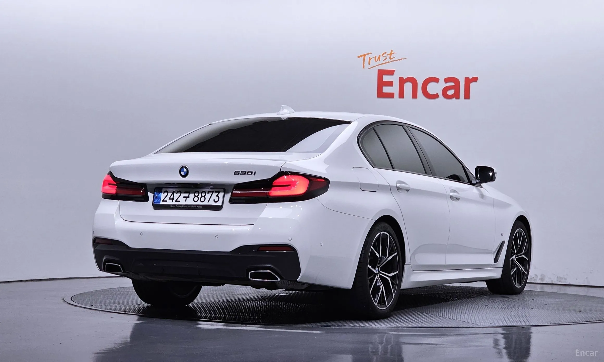 BMW 5 Series (G30)