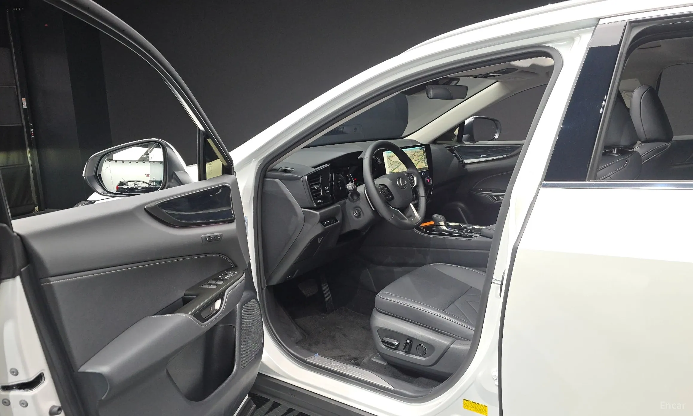 Lexus NX350h Gen 2 превью 10