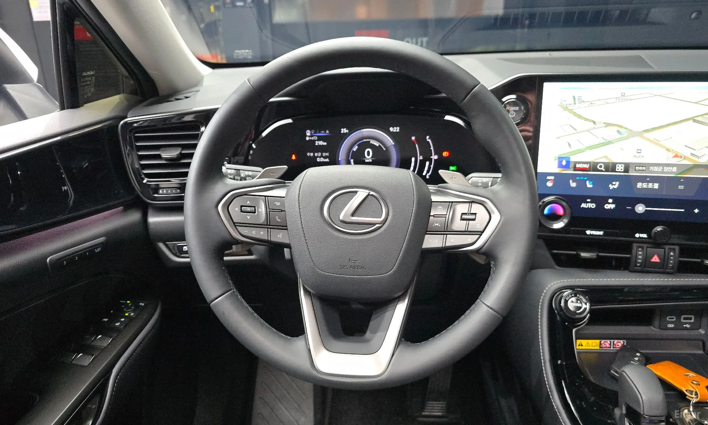 Lexus NX350h Gen 2 превью 13