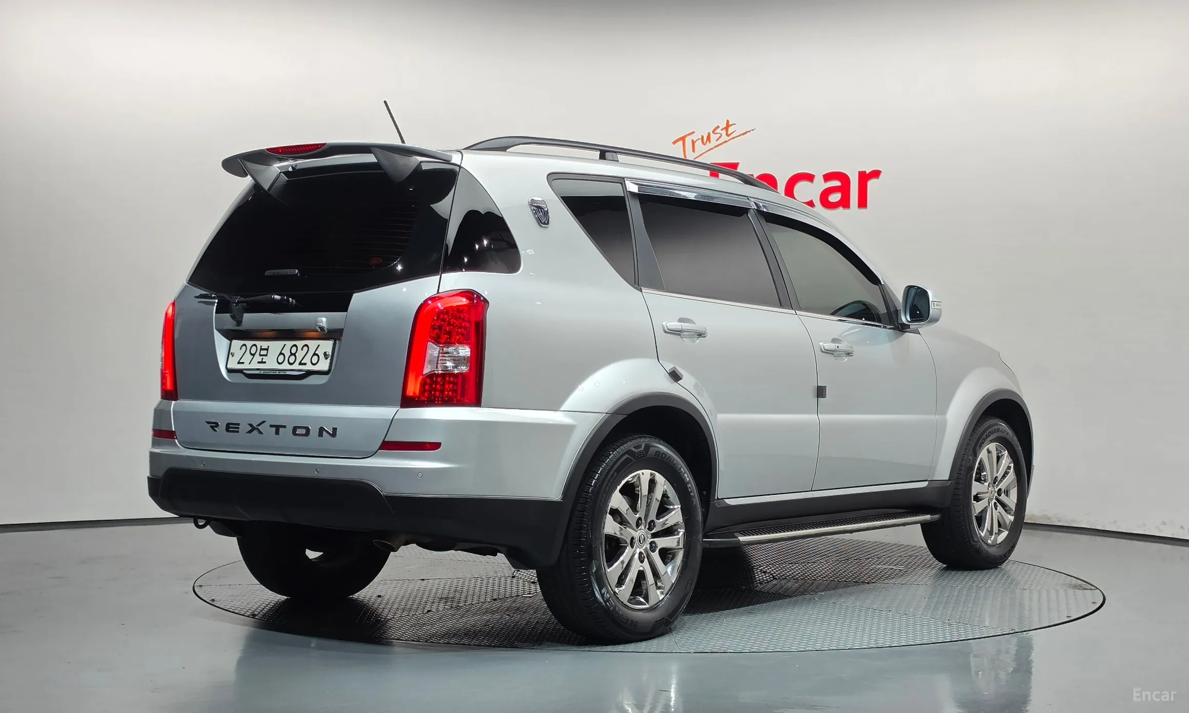 KG Mobility (SsangYong) Rexton W