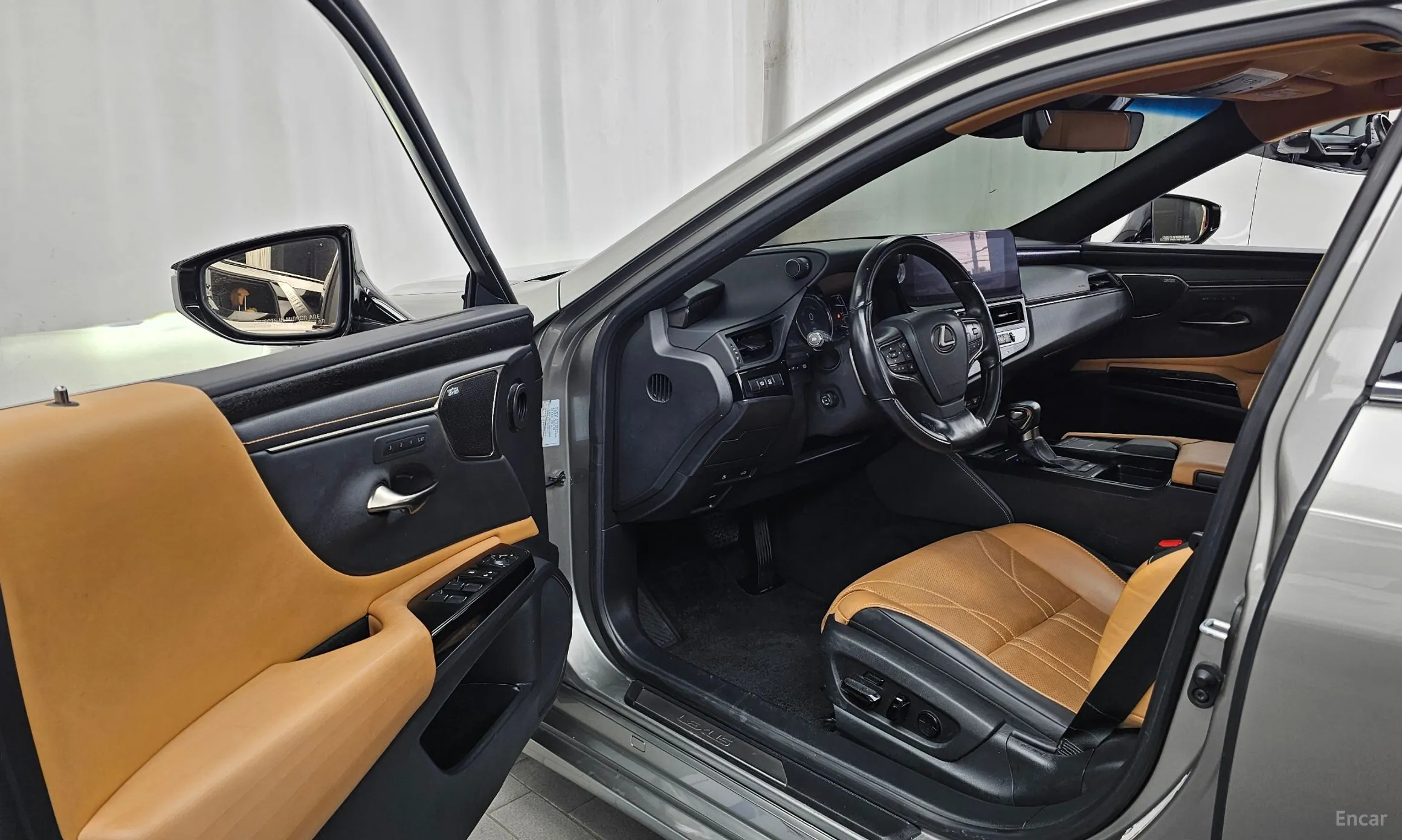 Lexus ES300h 7th Generation превью 10