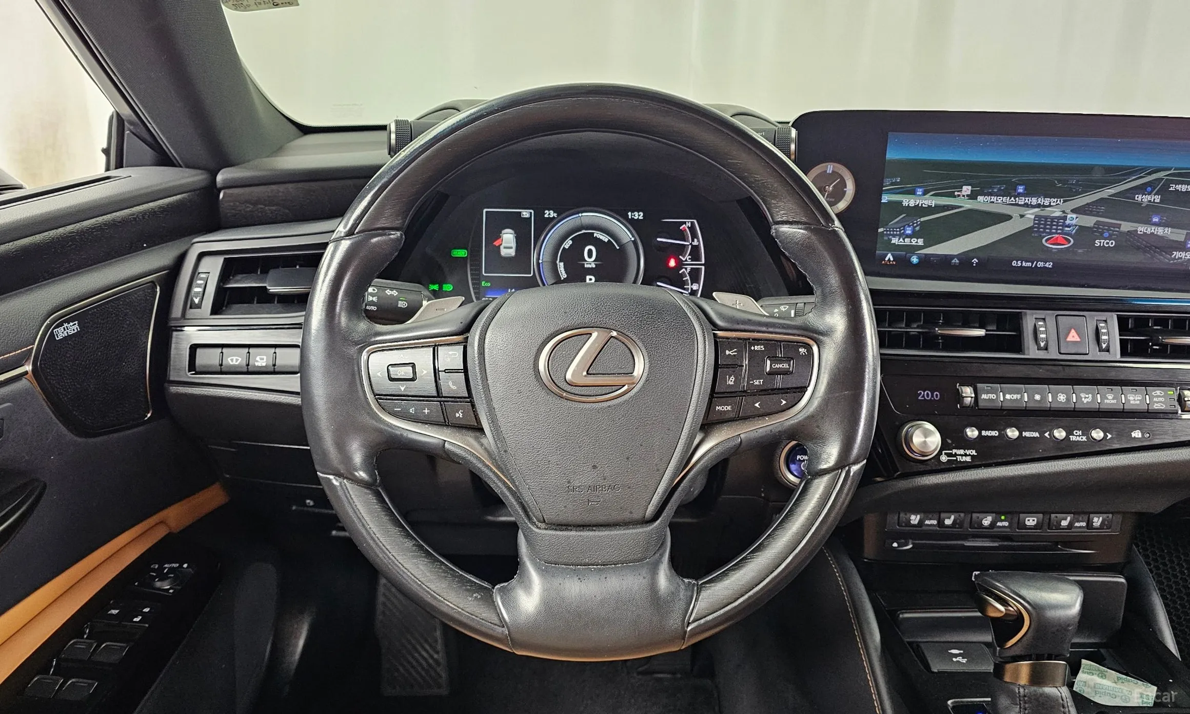 Lexus ES300h 7th Generation превью 13
