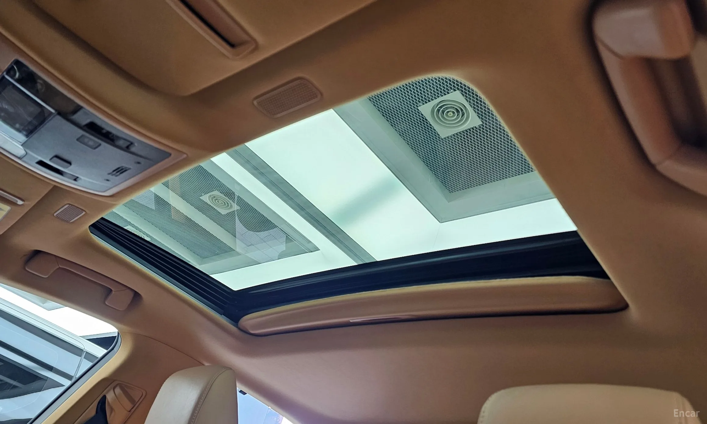 Lexus ES300h 7th Generation превью 18