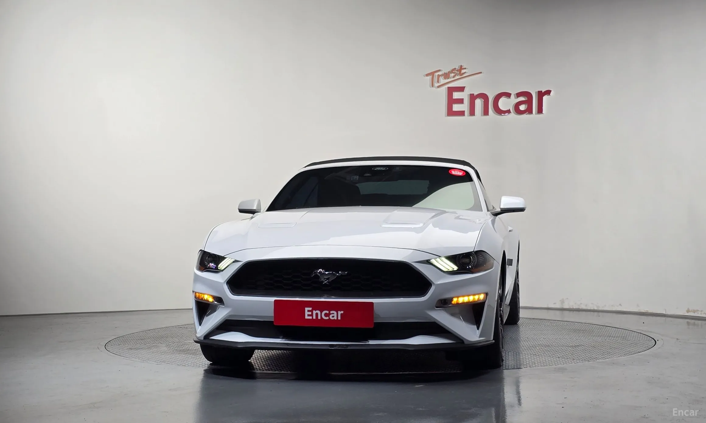 Ford Mustang превью 3