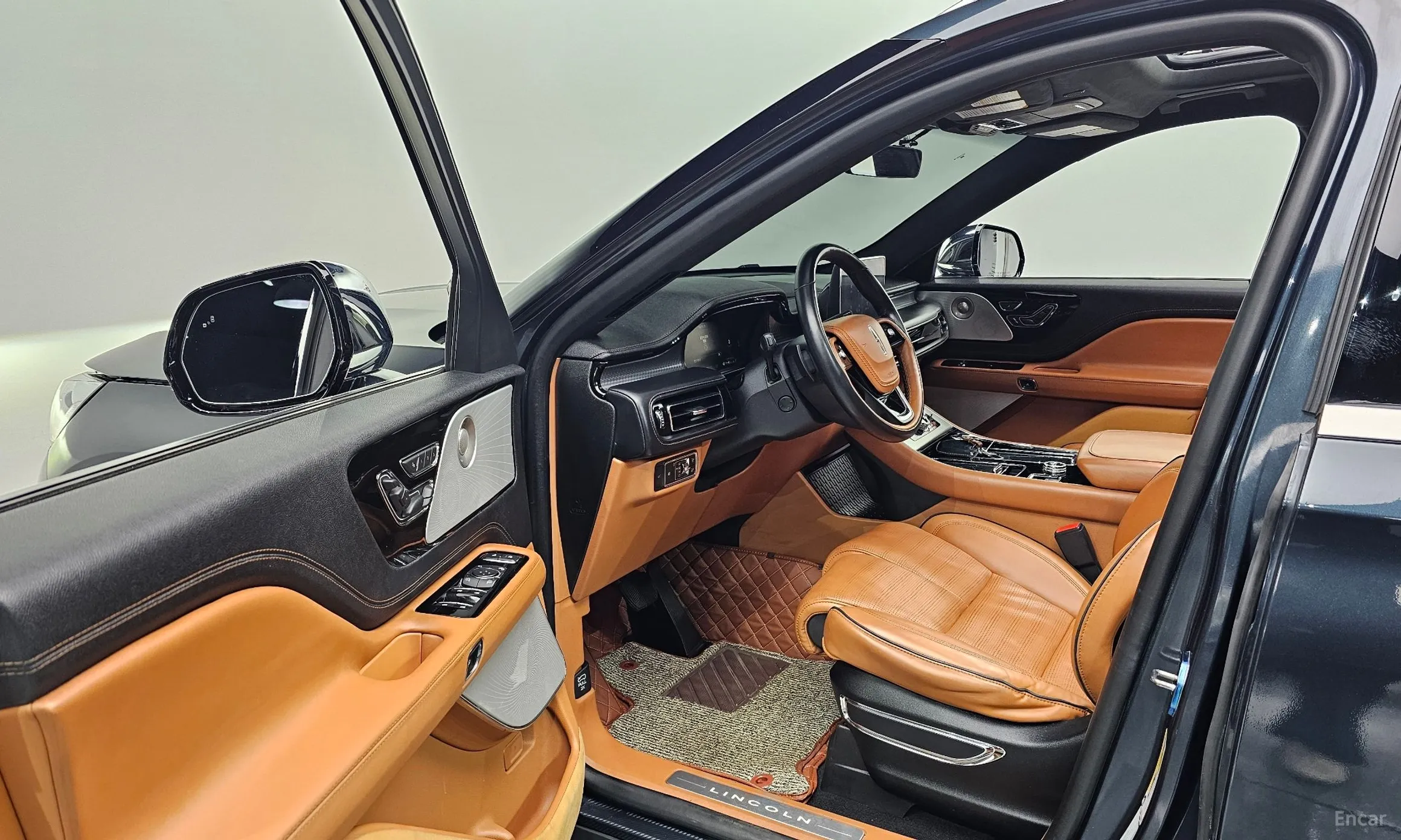 Lincoln Aviator 2nd Generation превью 10