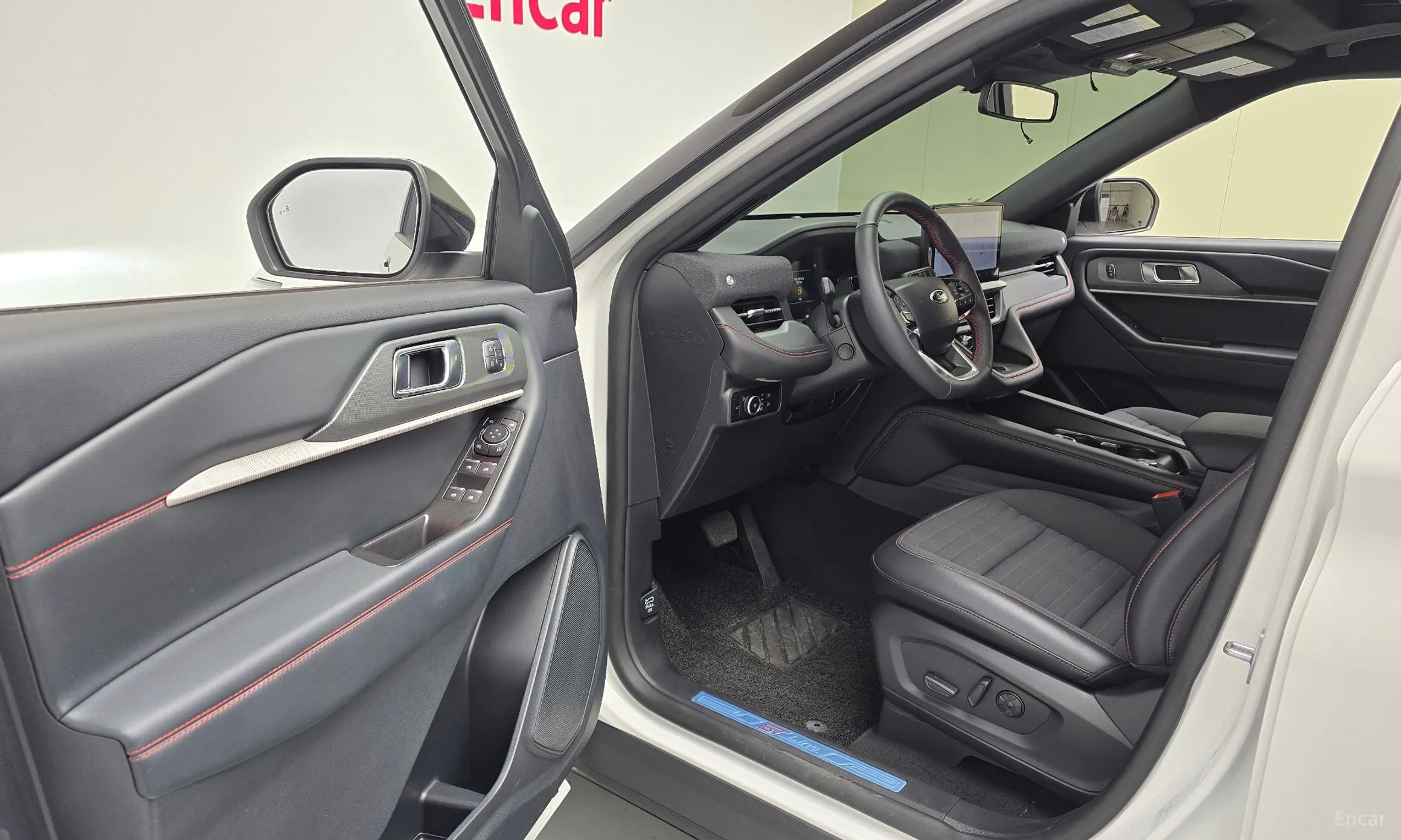 Ford Explorer 6th Generation превью 10