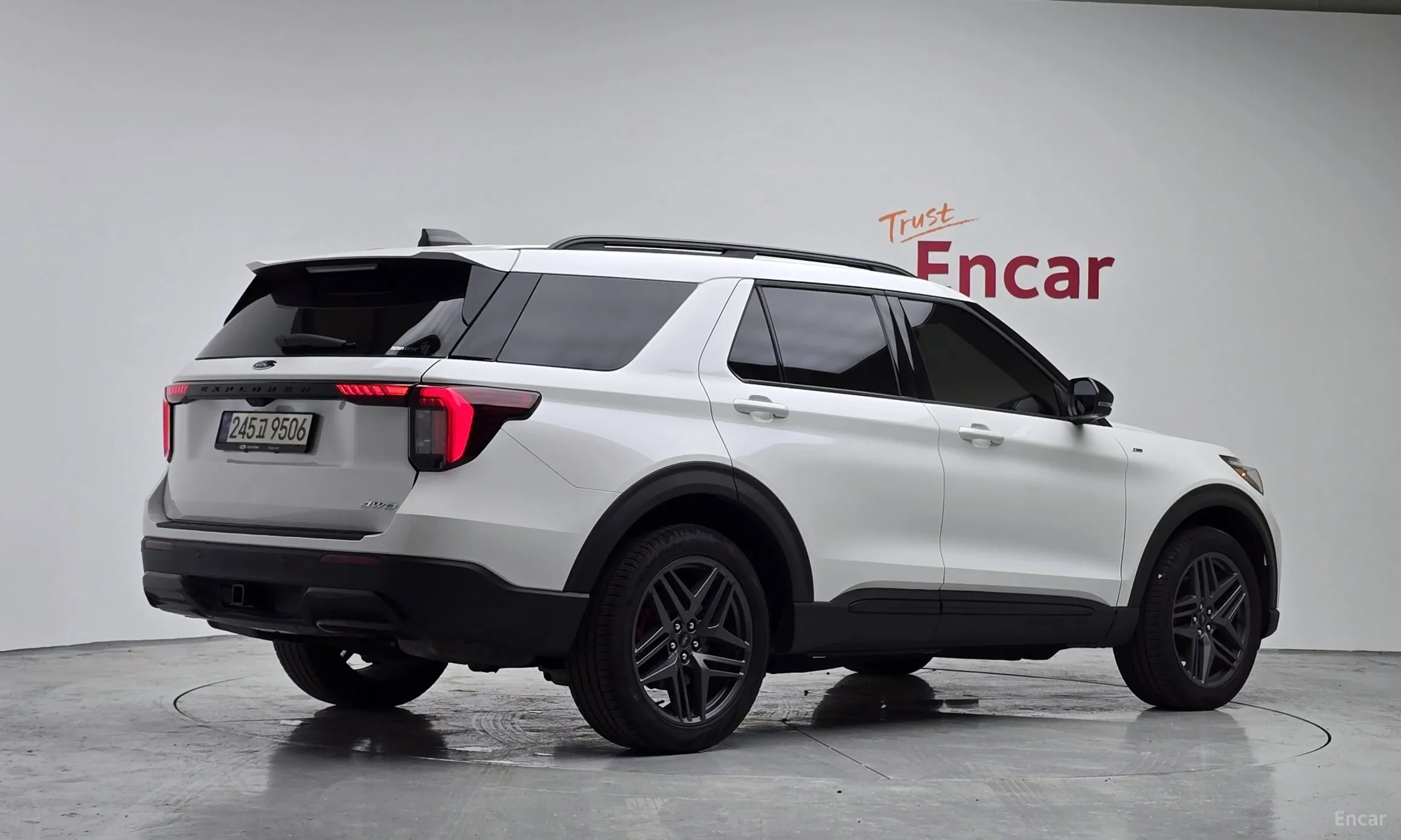 Ford Explorer 6th Generation превью 2