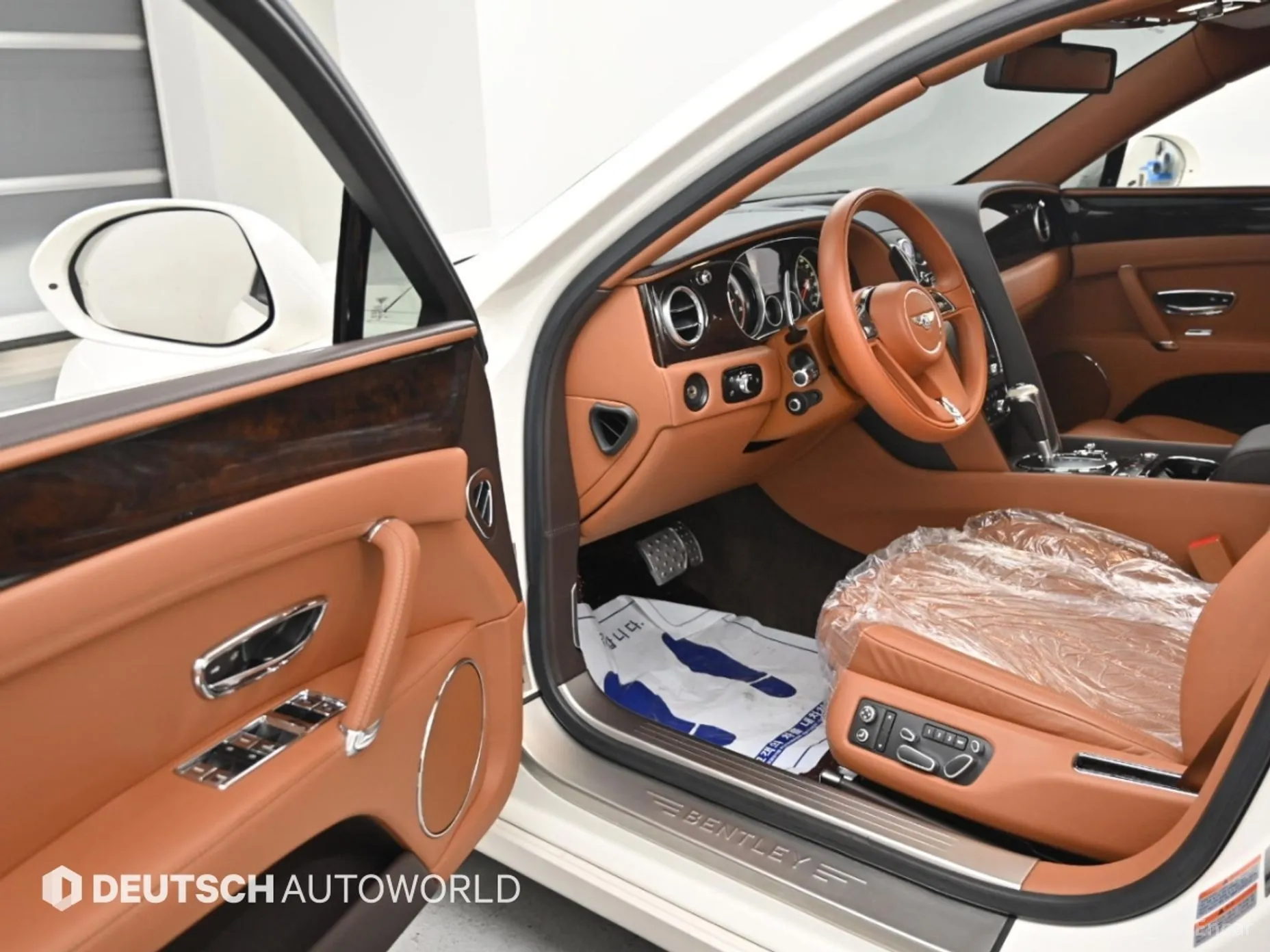 Bentley Flying Spur 2nd Generation превью 11