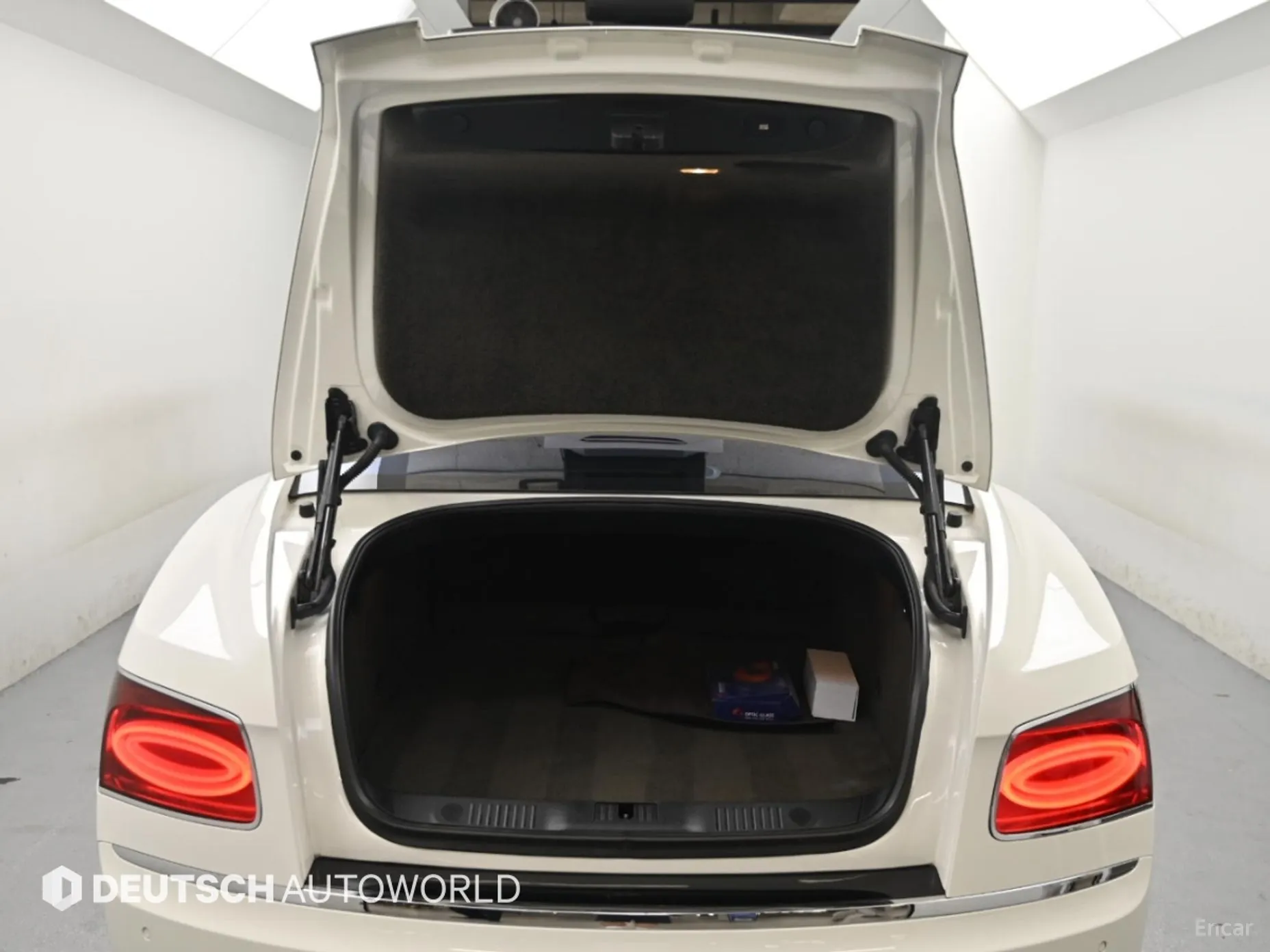 Bentley Flying Spur 2nd Generation превью 19