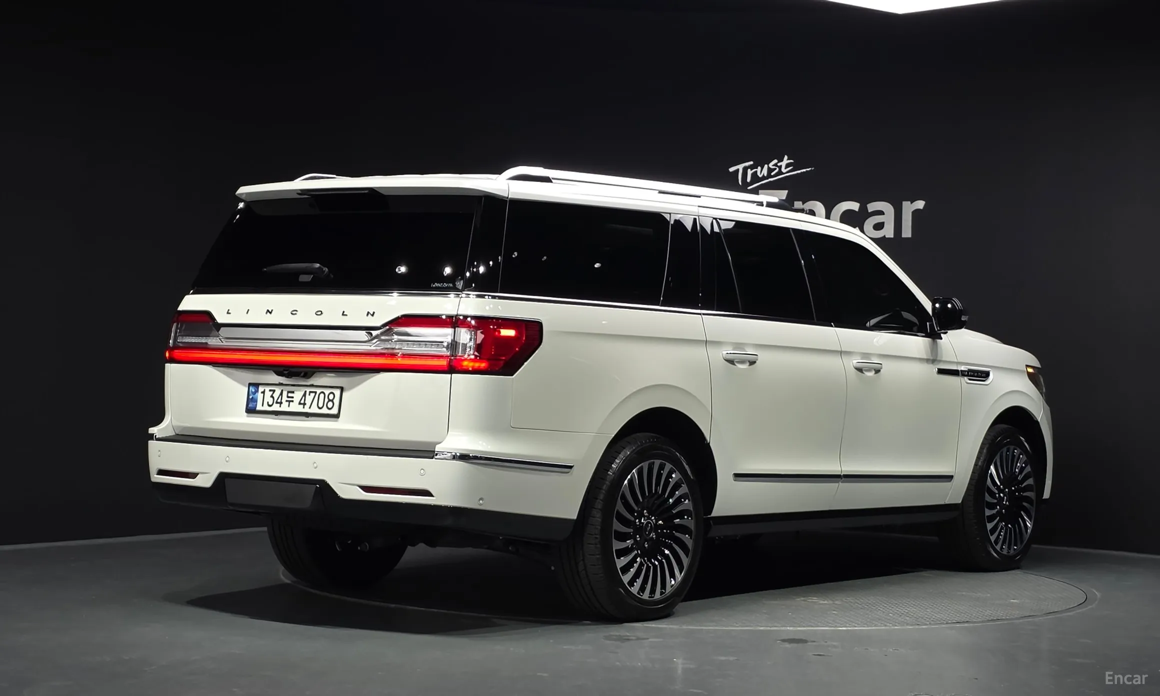 Lincoln Navigator 4th generation