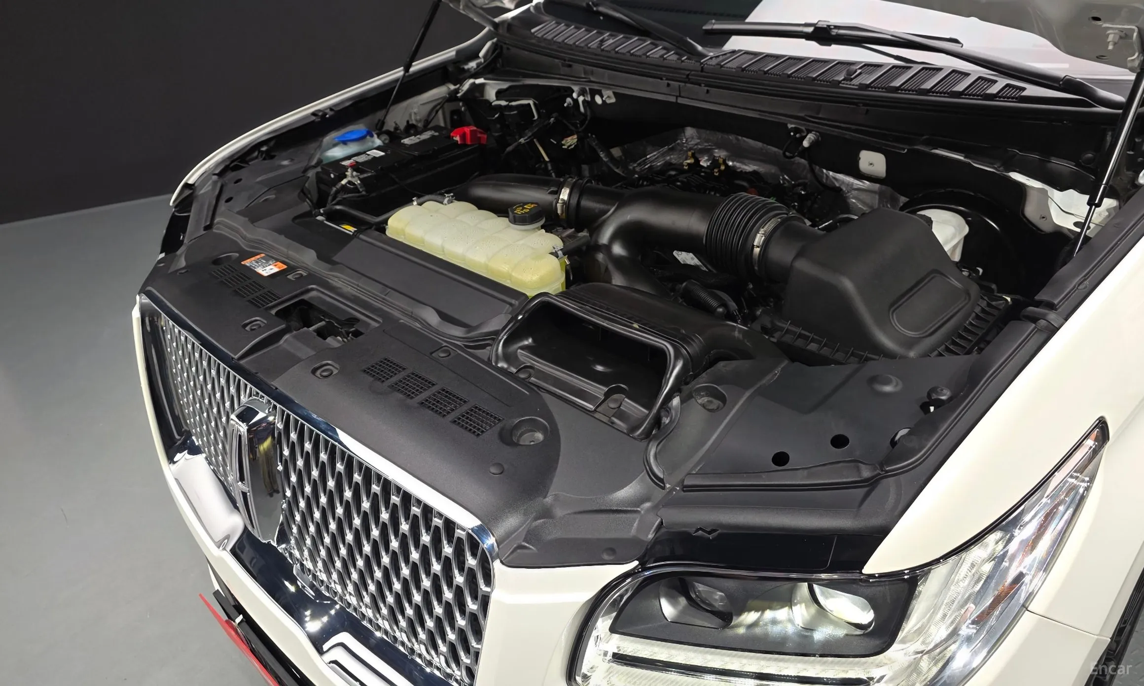 Lincoln Navigator 4th generation превью 6