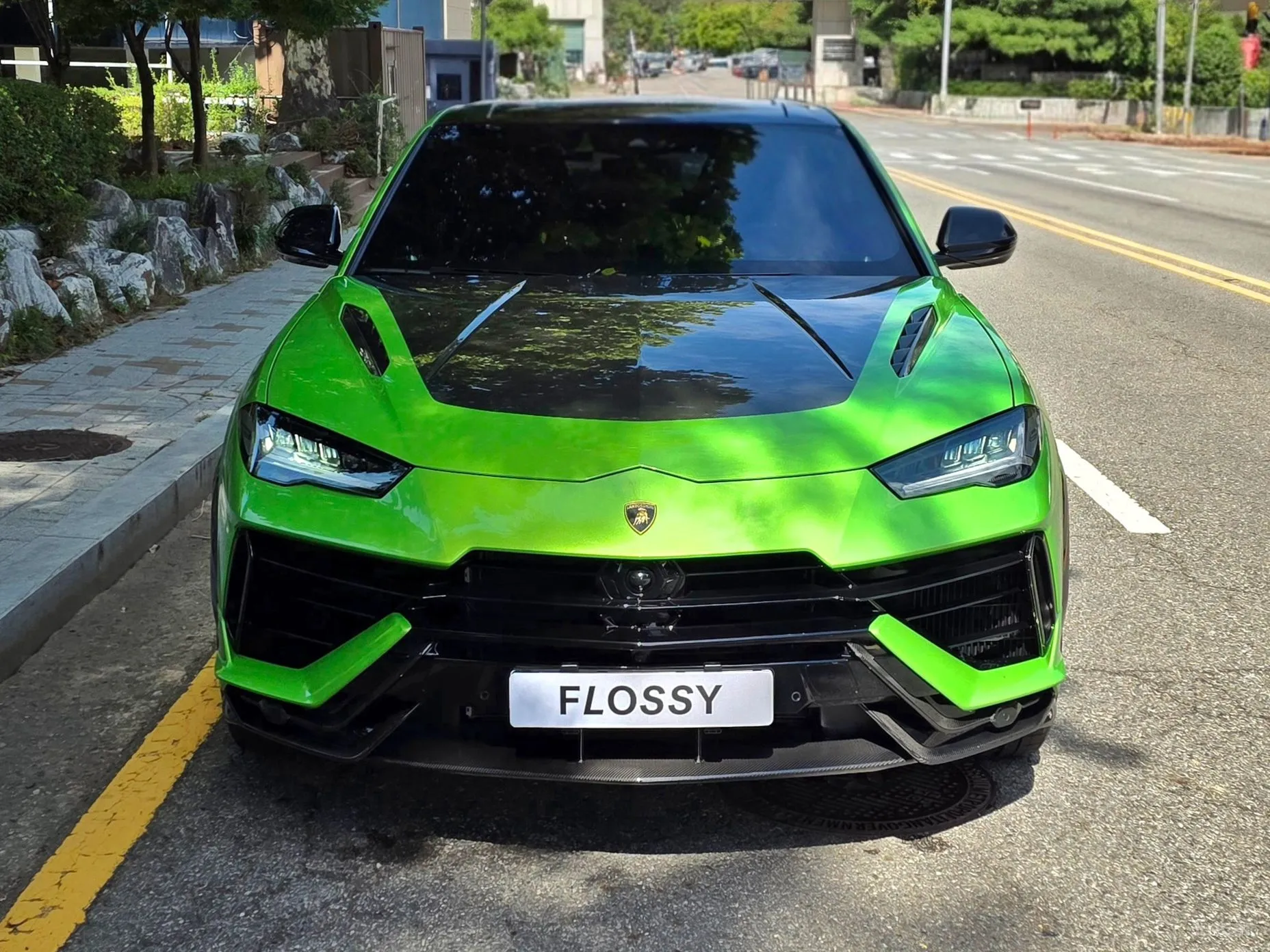 Lamborghini Urus превью 3