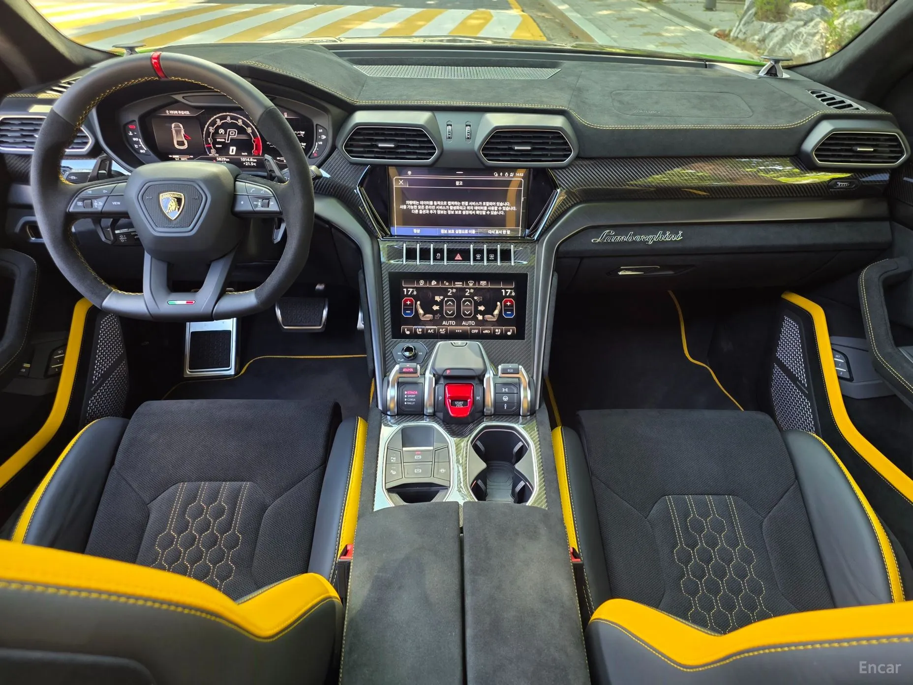 Lamborghini Urus превью 9