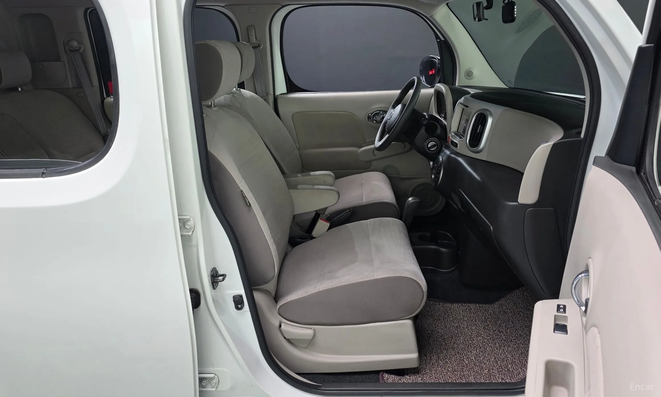Nissan Cube превью 11