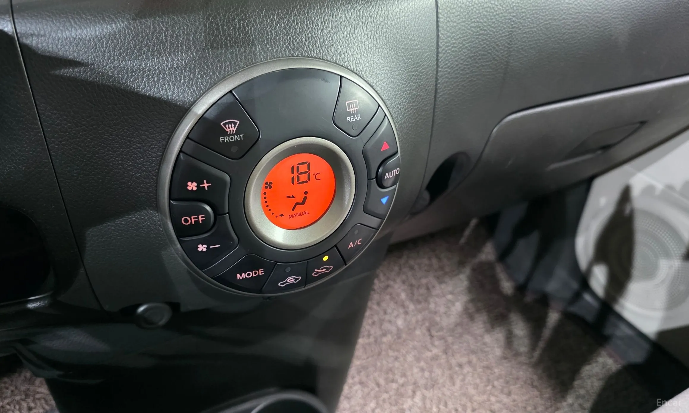 Nissan Cube превью 14