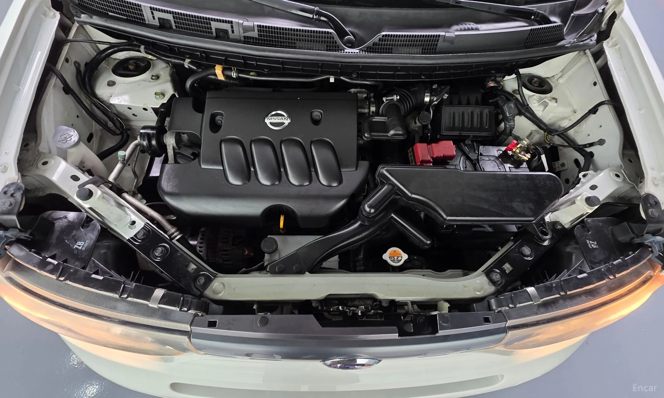 Nissan Cube превью 6