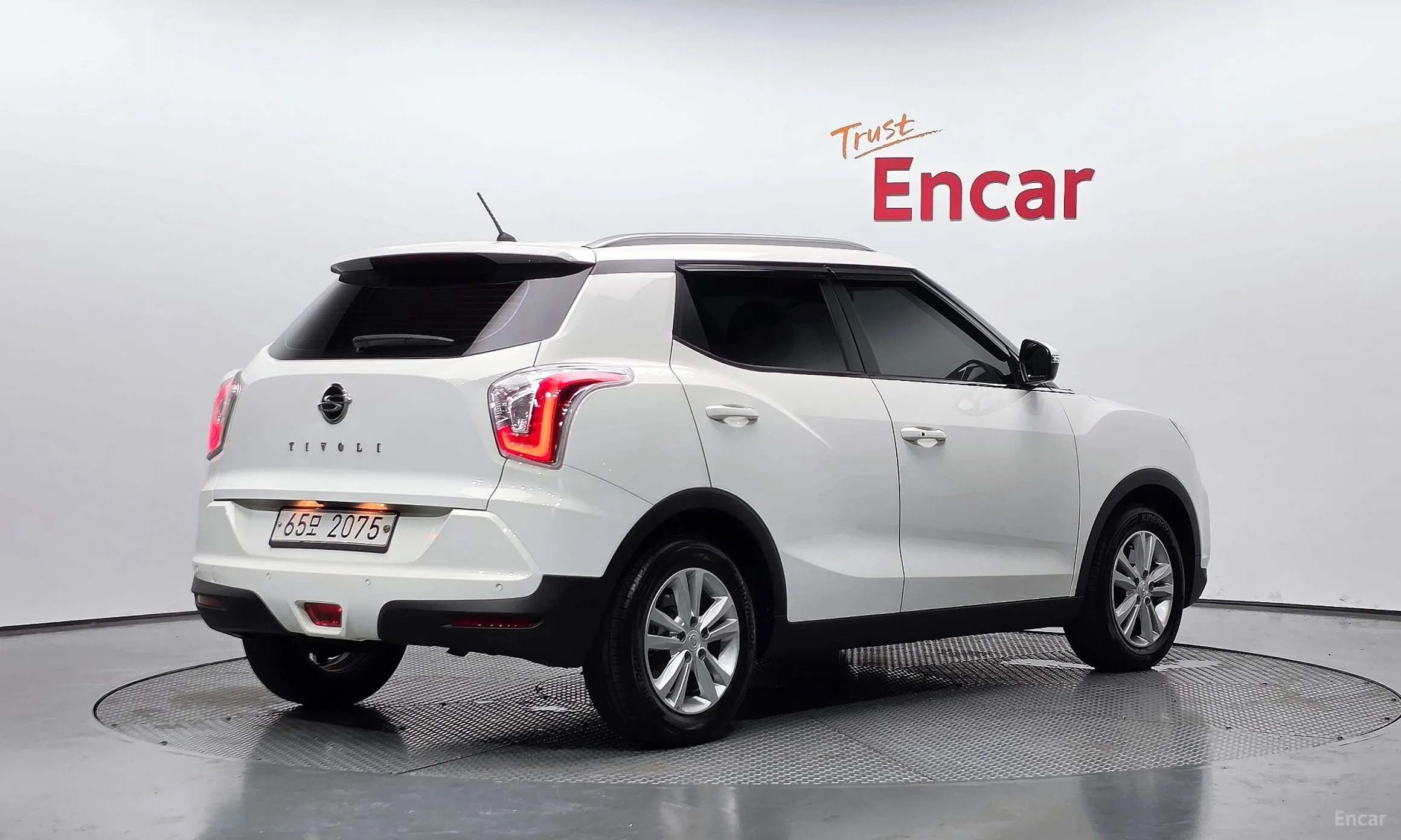 KG Mobility (SsangYong) Tivoli Armor