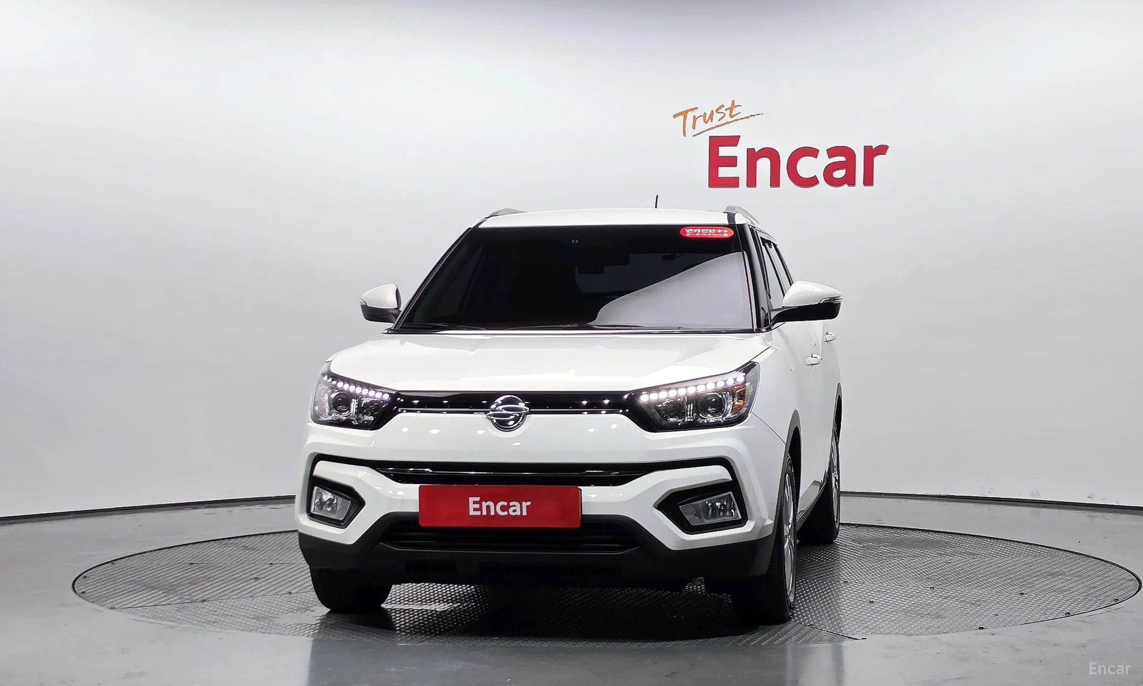 KG Mobility (SsangYong) Tivoli Armor превью 3