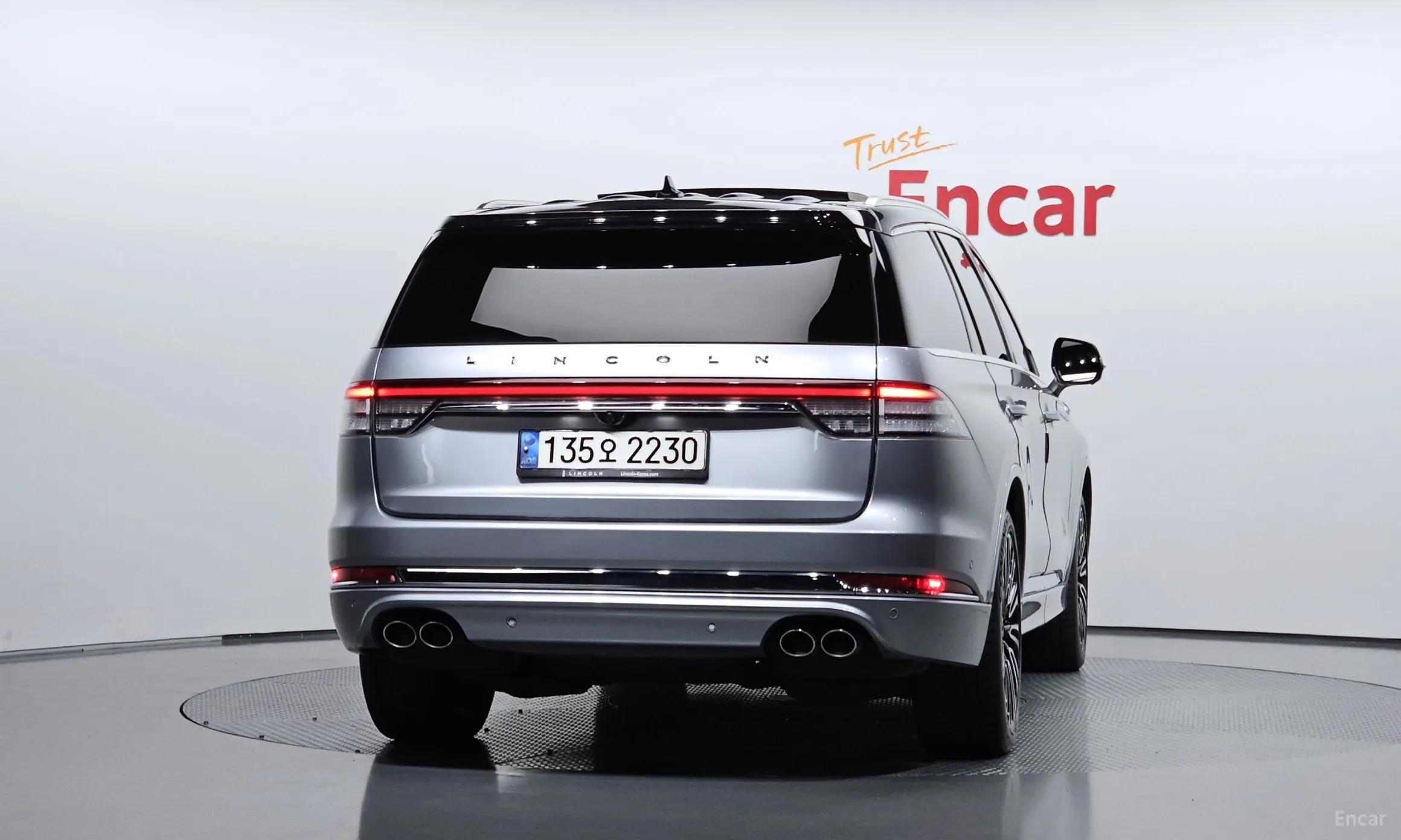 Lincoln Aviator 2nd Generation превью 4