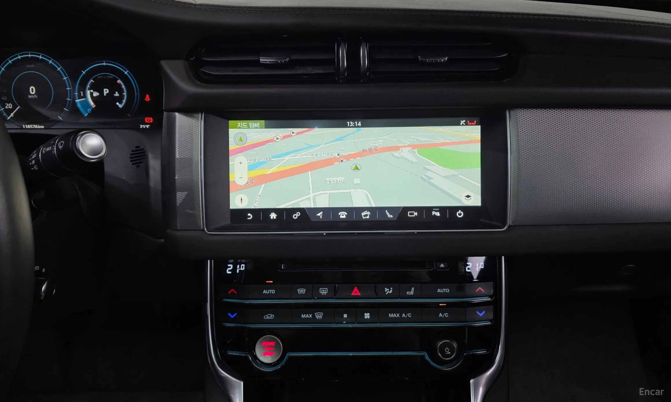 Jaguar XF (x260) превью 13