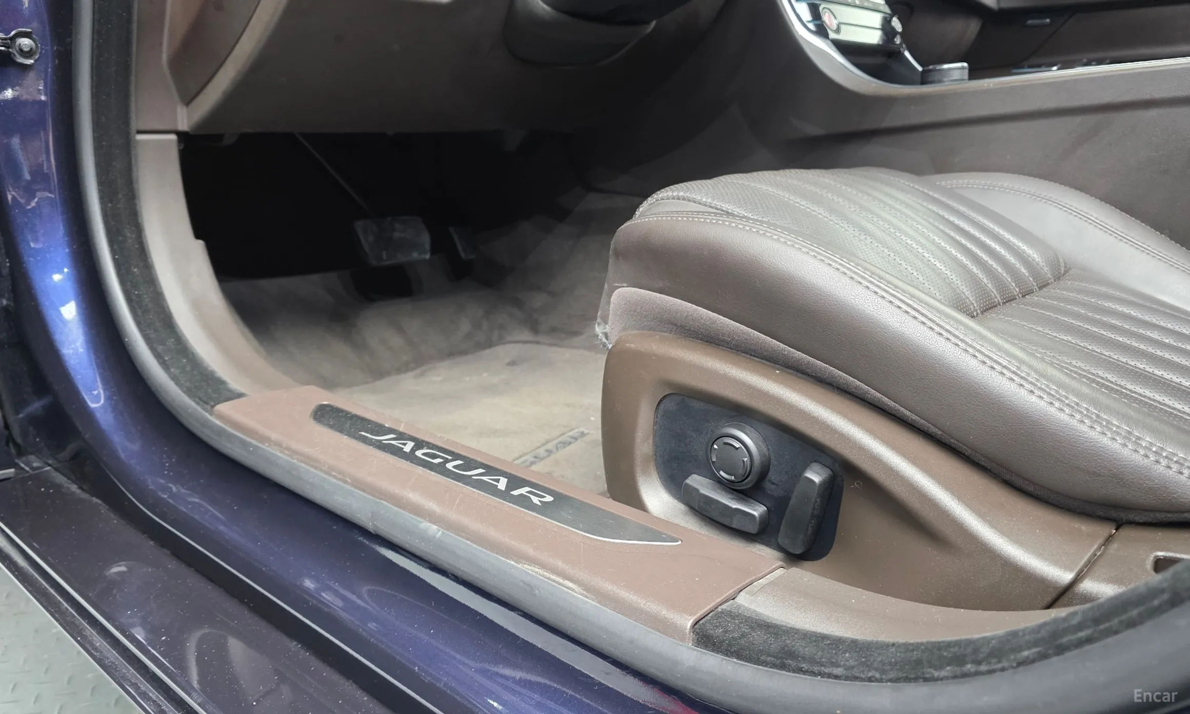 Jaguar XF (x260) превью 18
