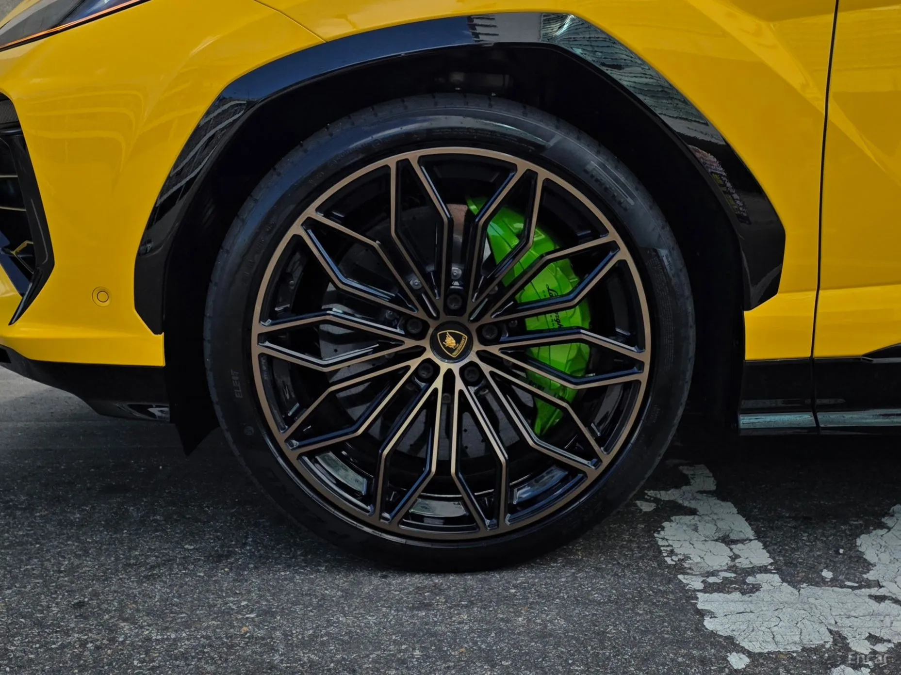Lamborghini Urus превью 5