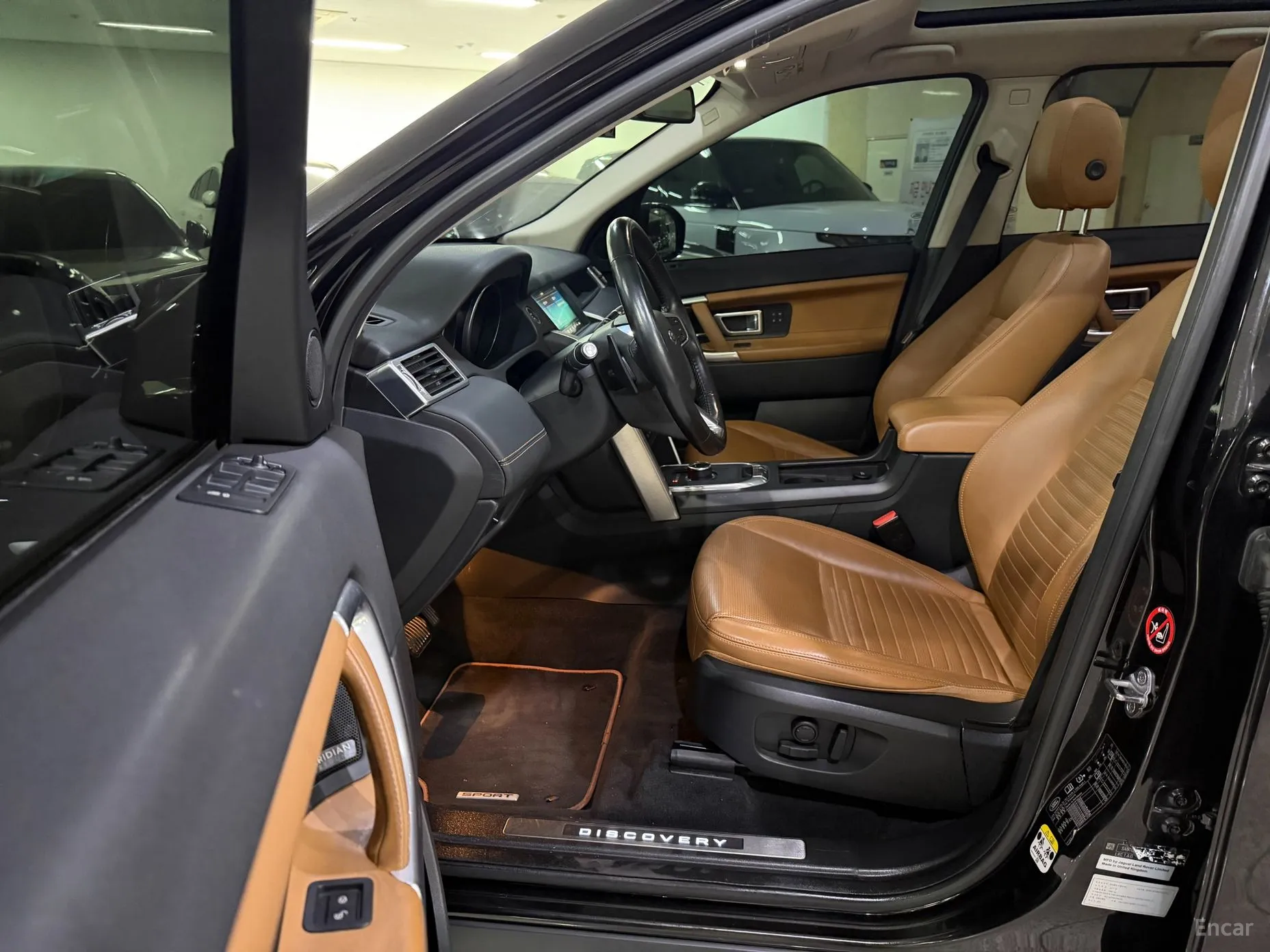 Land Rover Discovery Sports превью 6