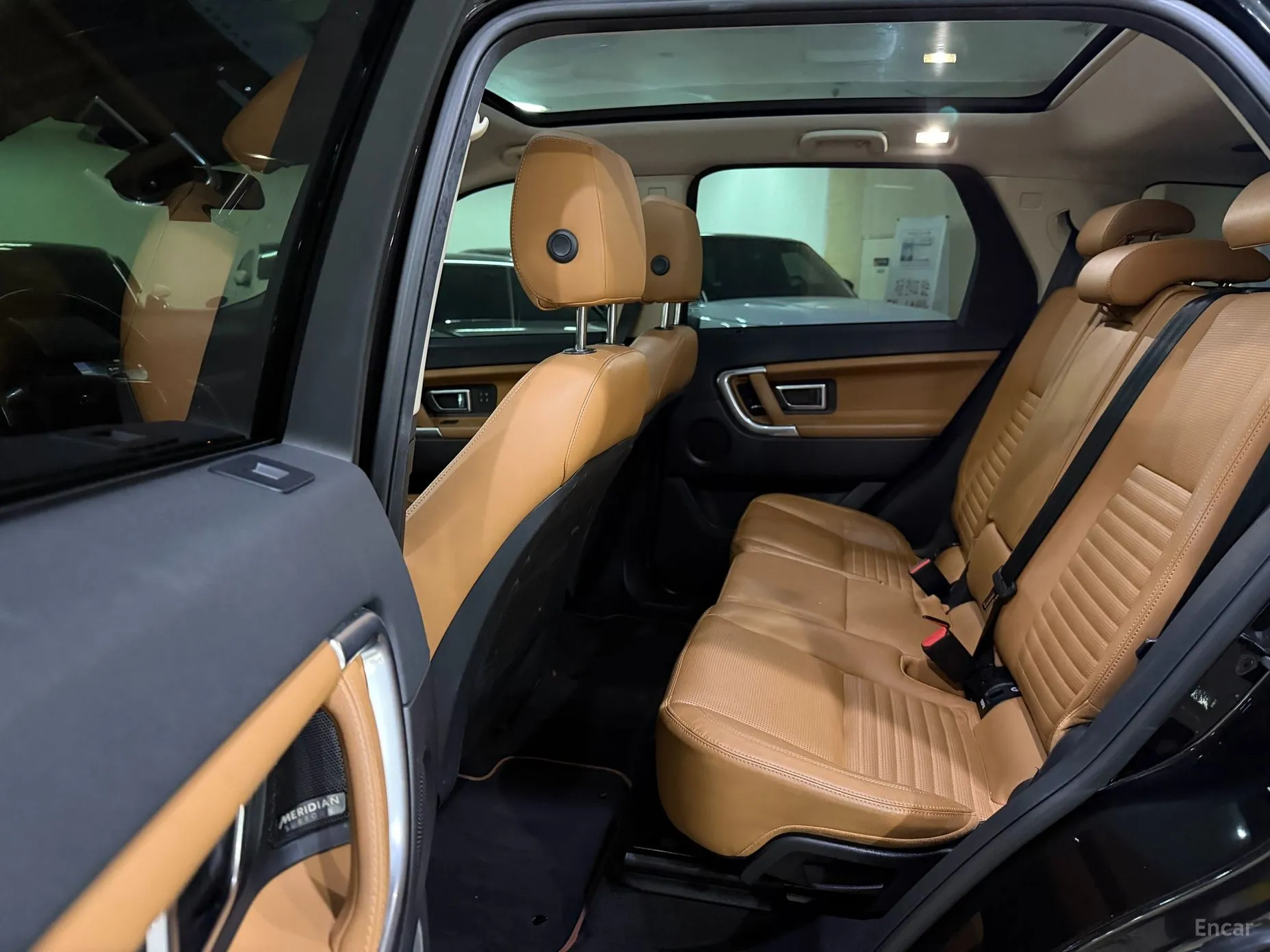 Land Rover Discovery Sports превью 7