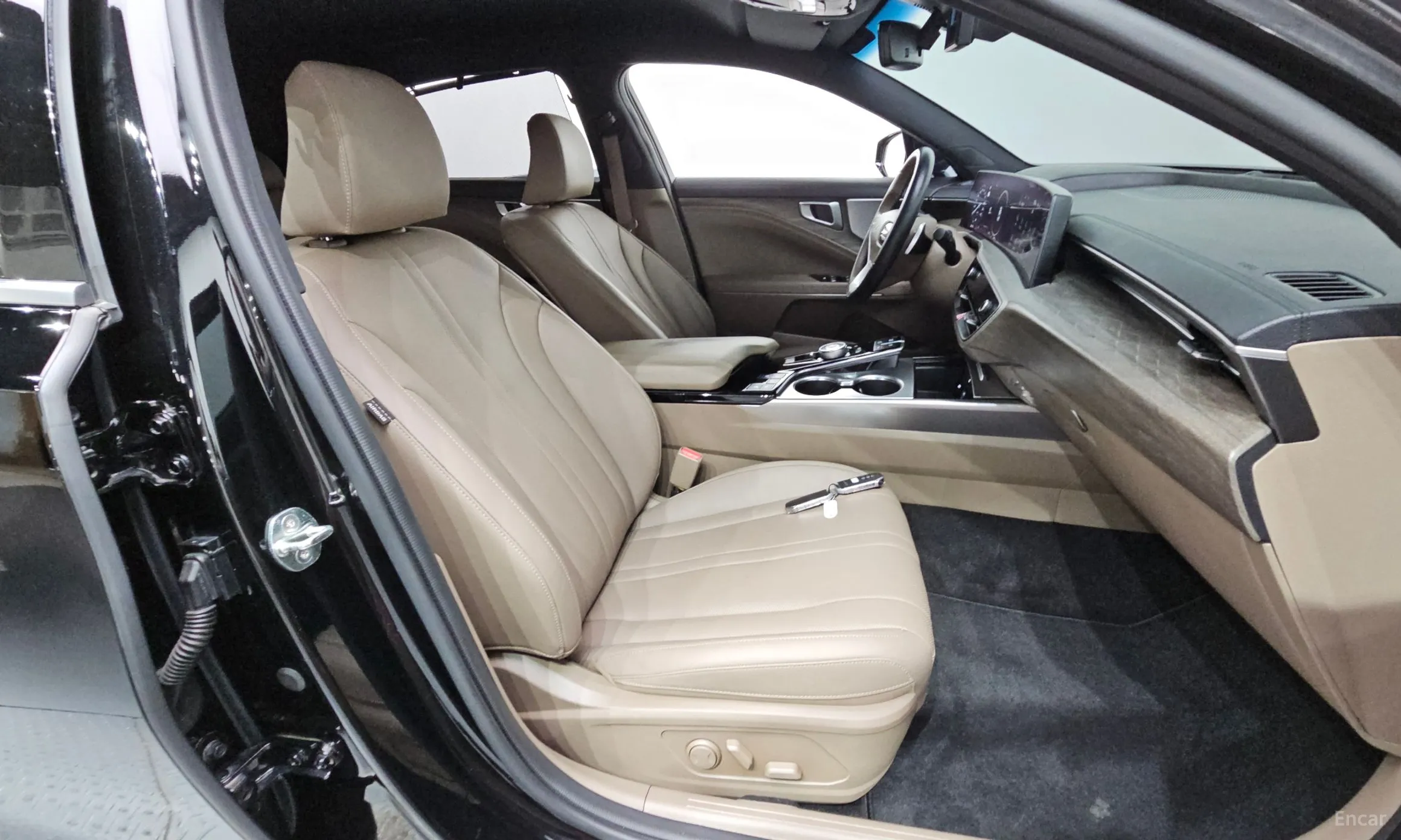 Kia K8 превью 12
