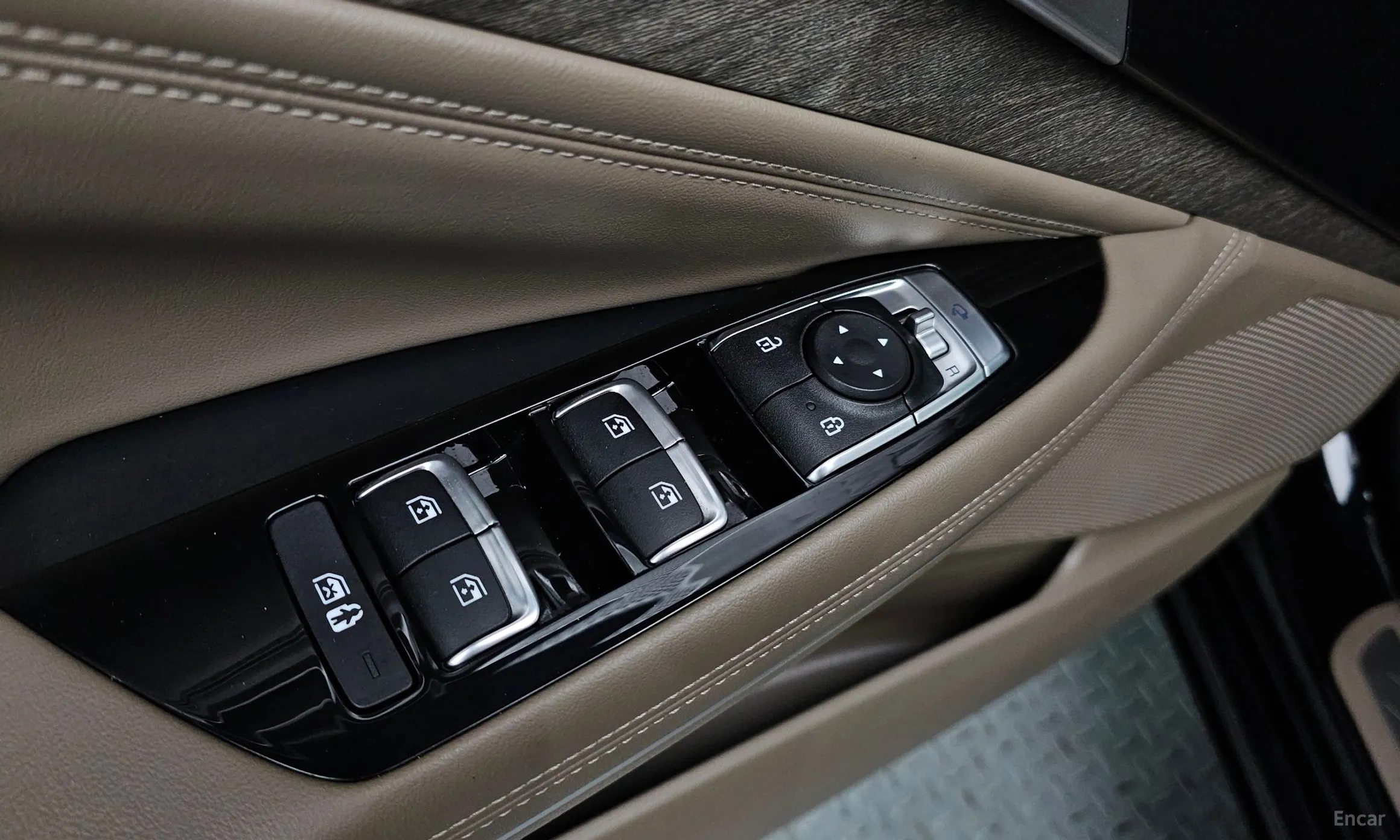 Kia K8 превью 17