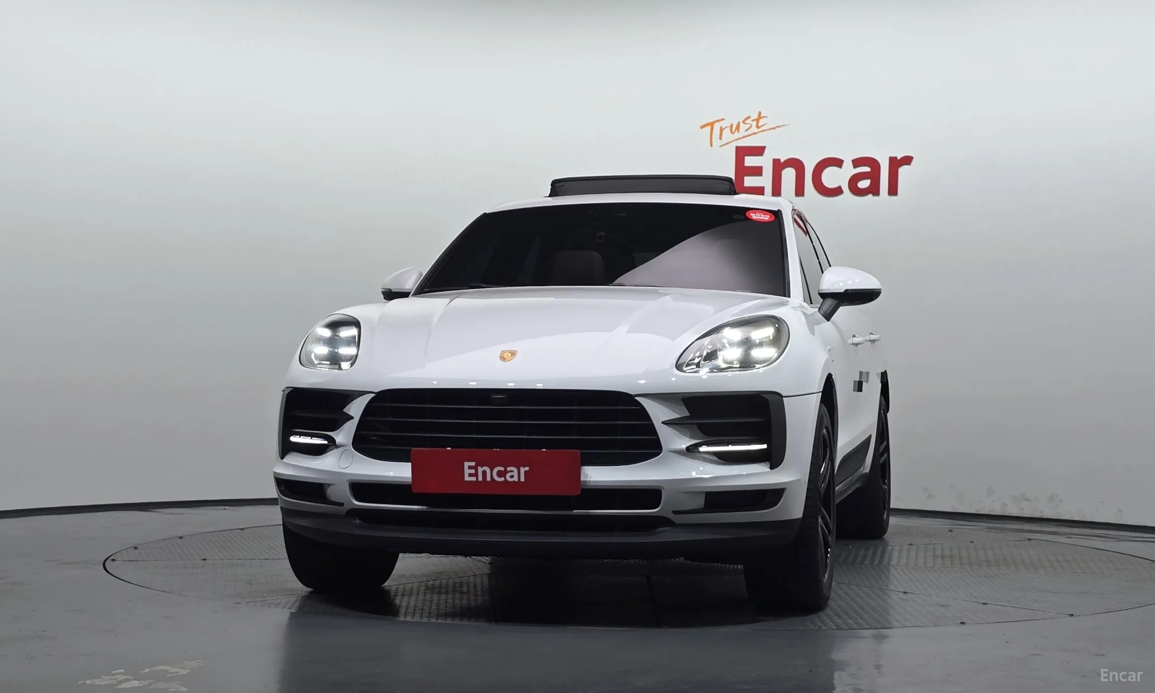 Porsche Macan превью 3