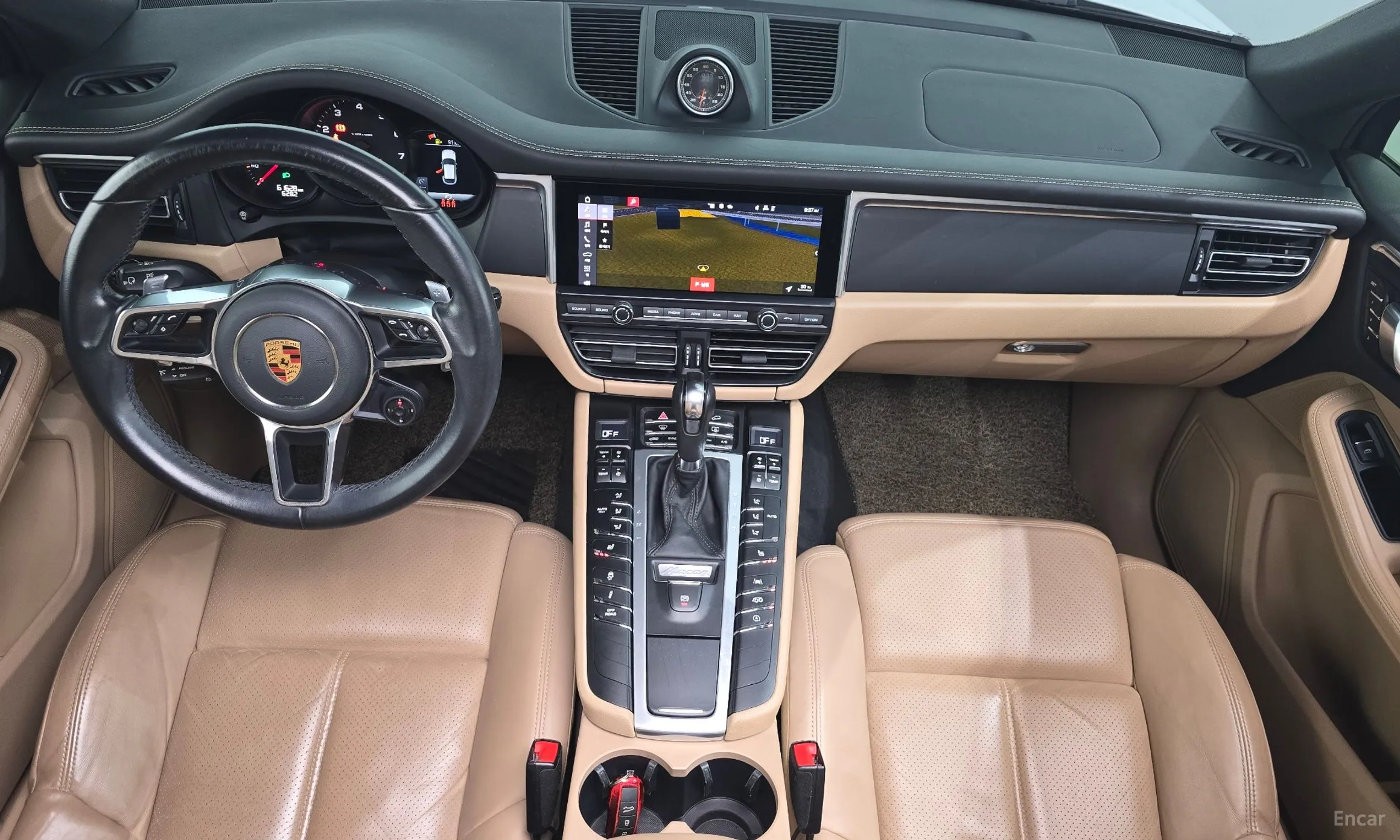 Porsche Macan превью 7