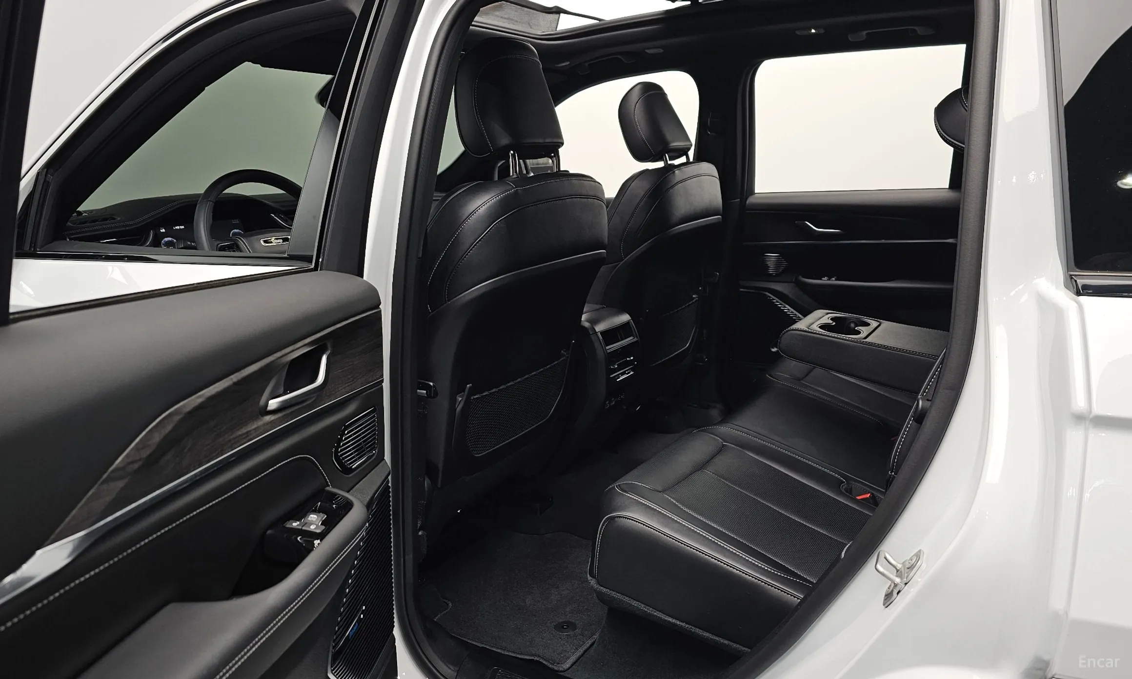 Jeep Grand Cherokee (WL) превью 11