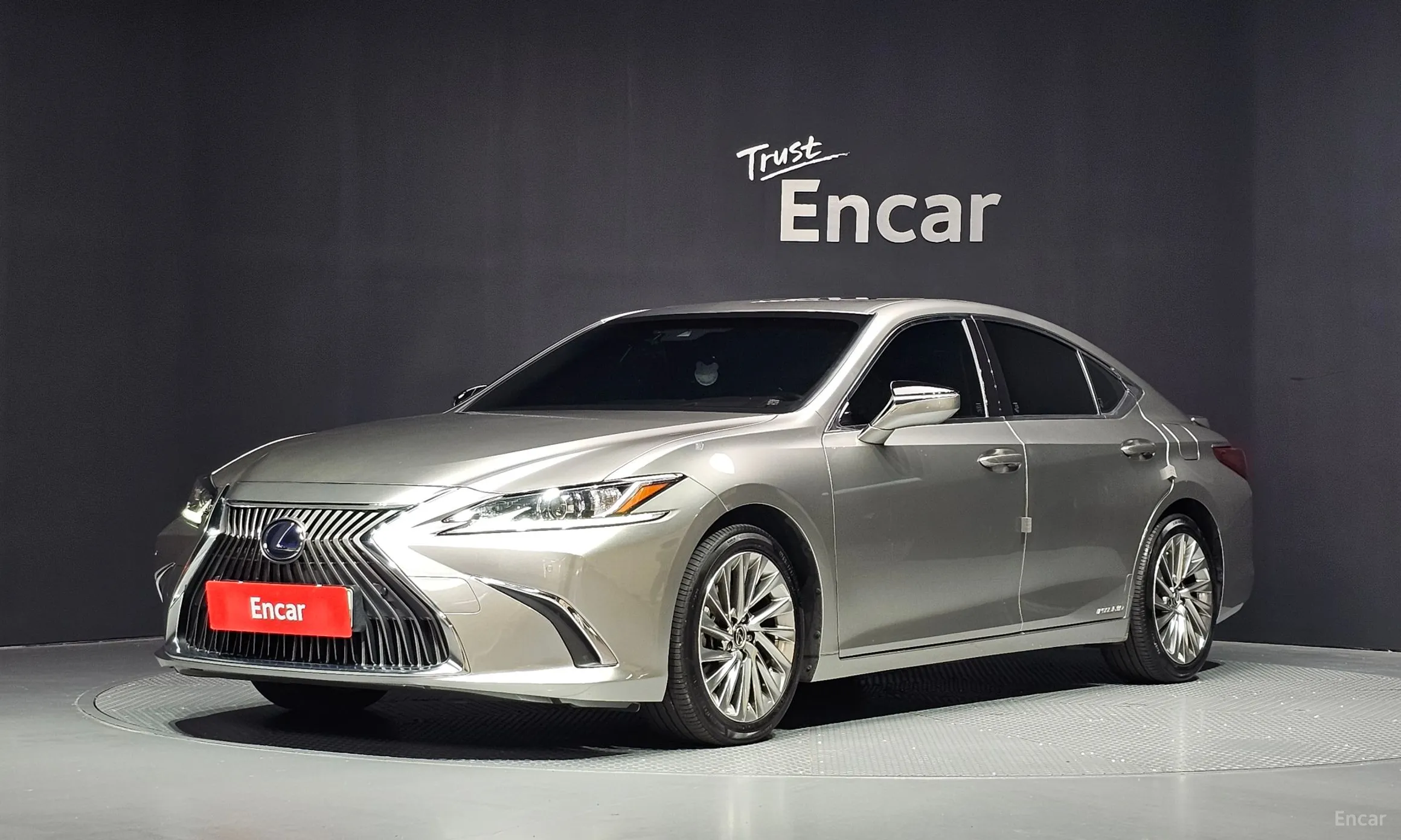 Lexus ES300h 7th Generation