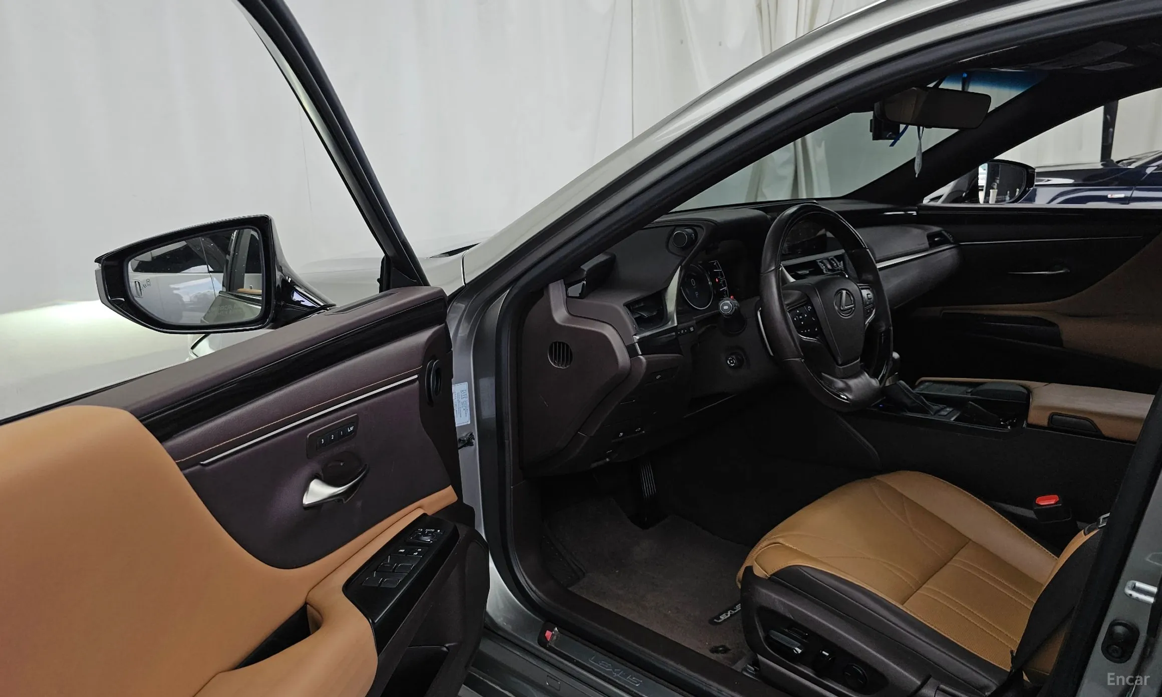 Lexus ES300h 7th Generation превью 10
