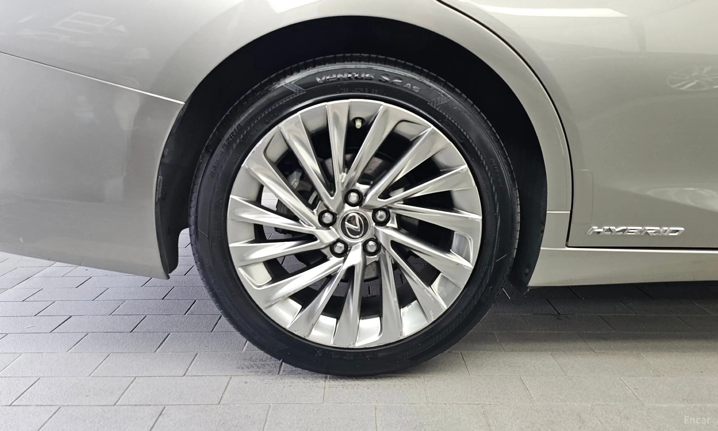 Lexus ES300h 7th Generation превью 5